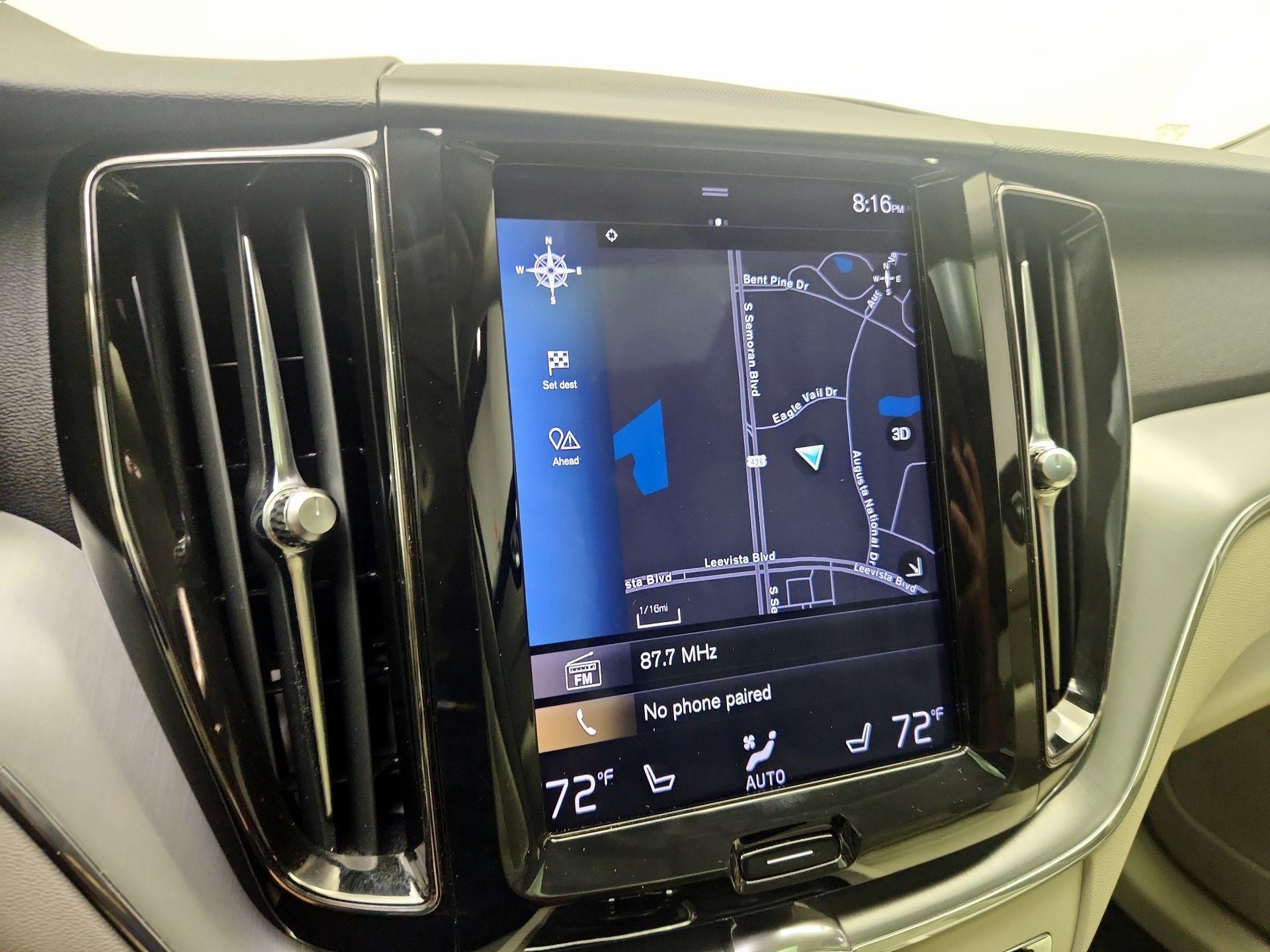Thumbnail: 2018 Volvo XC60 - 14