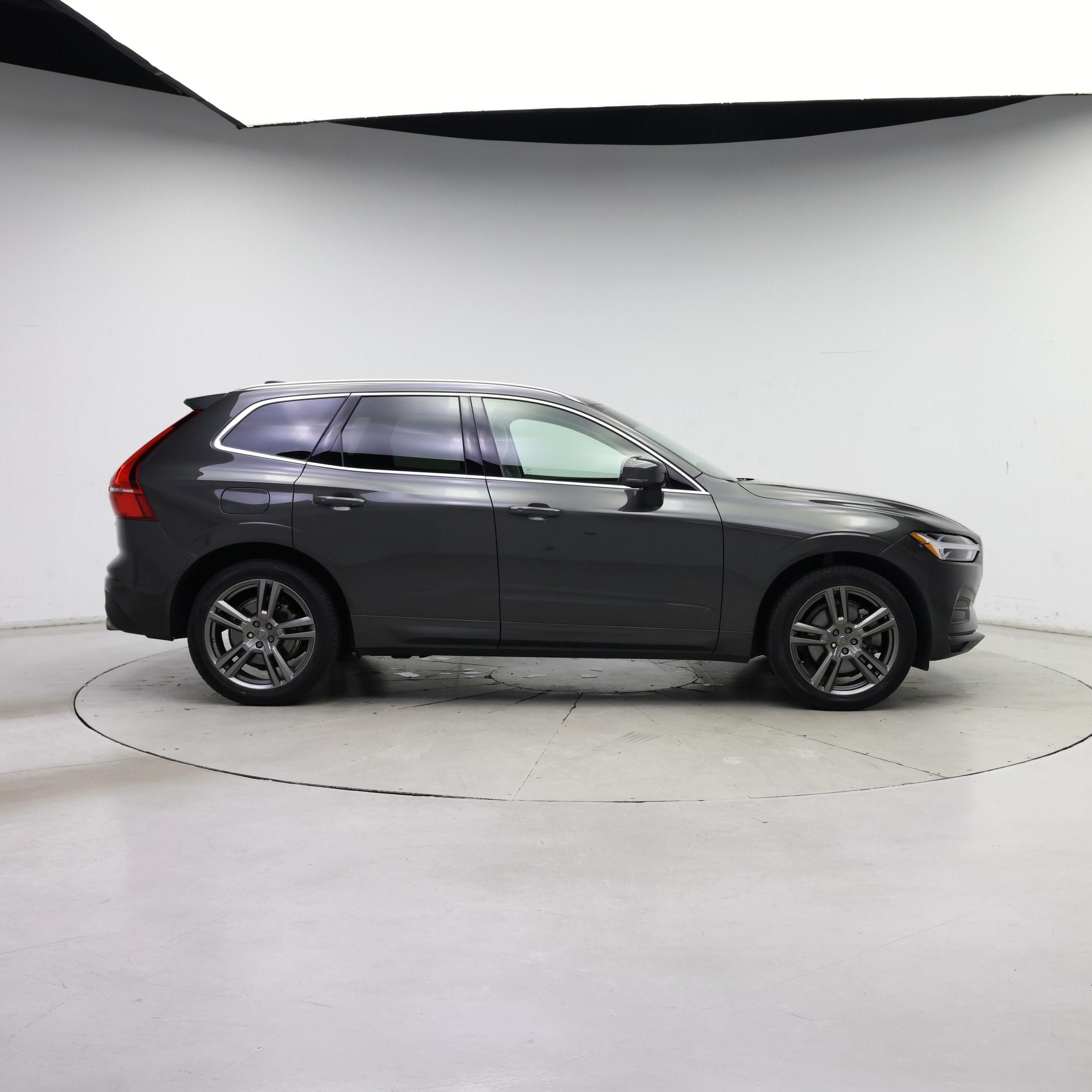 Thumbnail: 2018 Volvo XC60 - 7