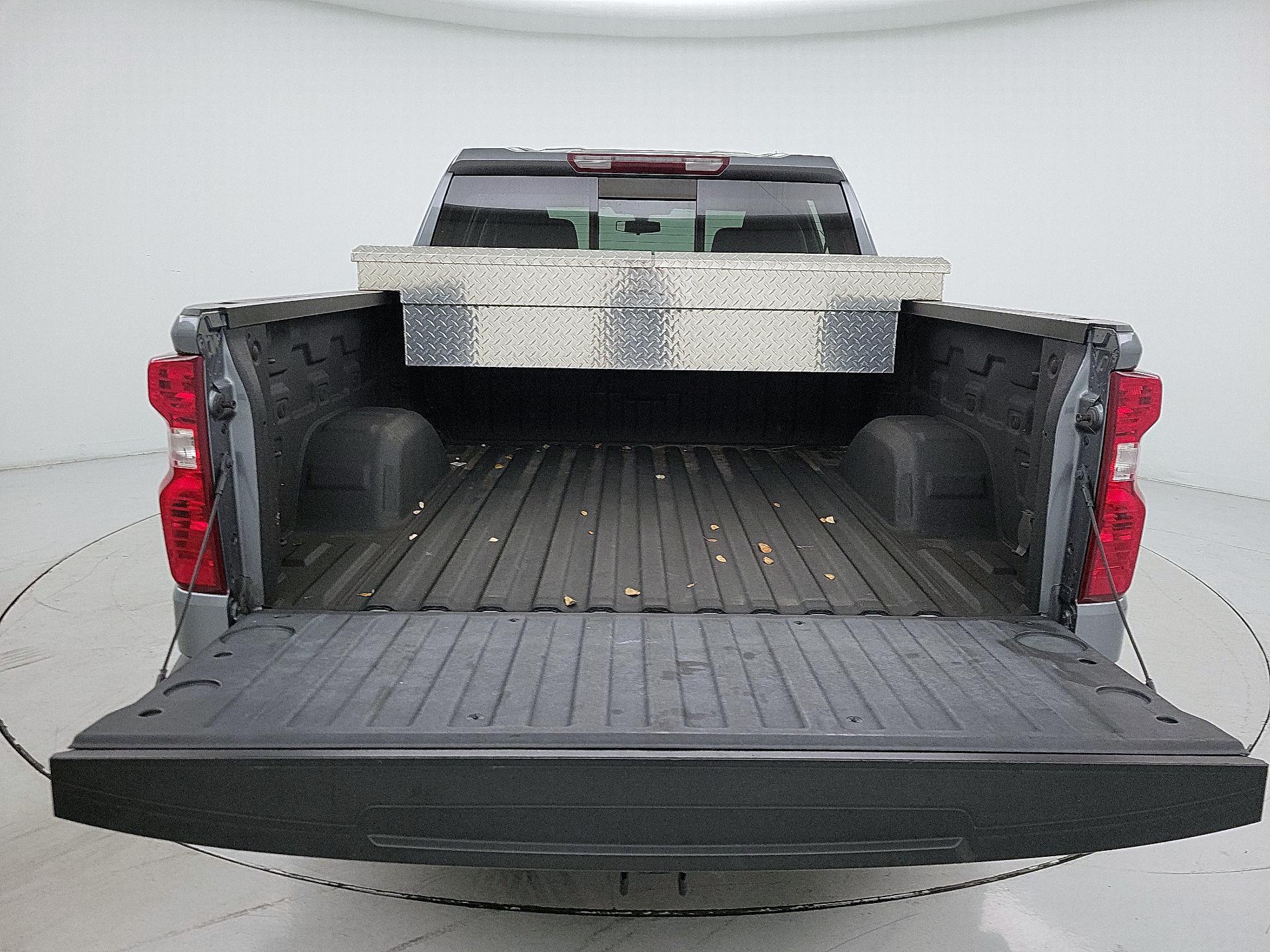 Thumbnail: 2019 Chevrolet Silverado 1500 - 20