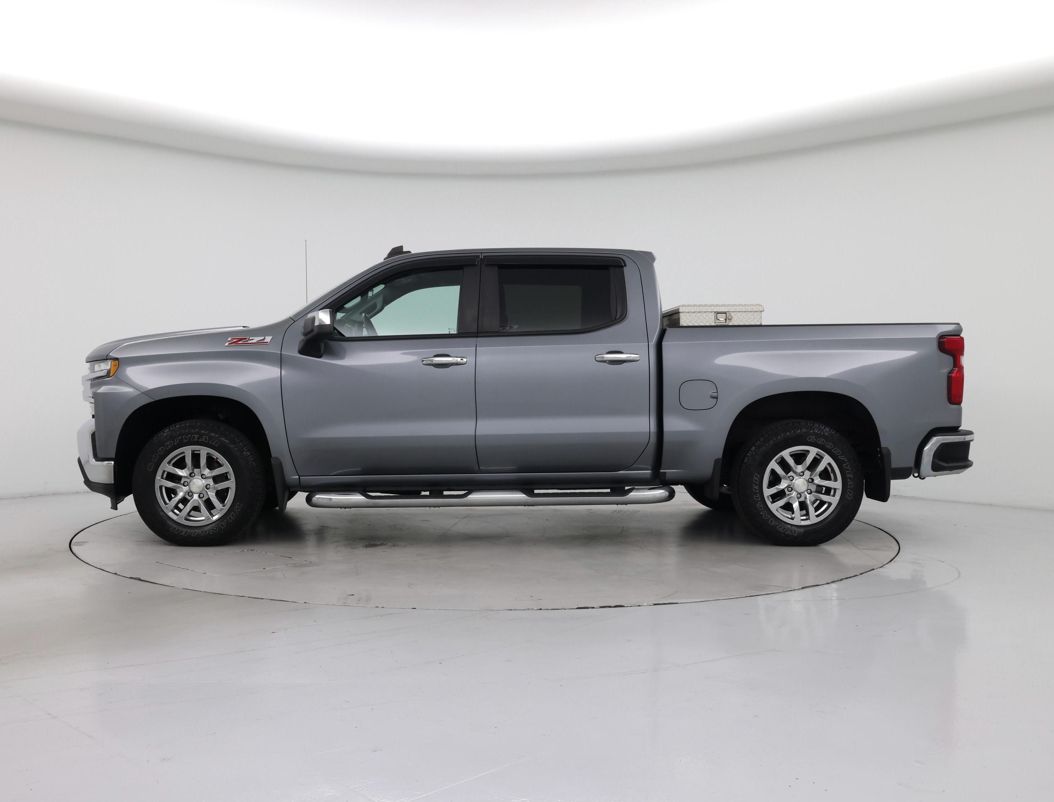 Thumbnail: 2019 Chevrolet Silverado 1500 - 3
