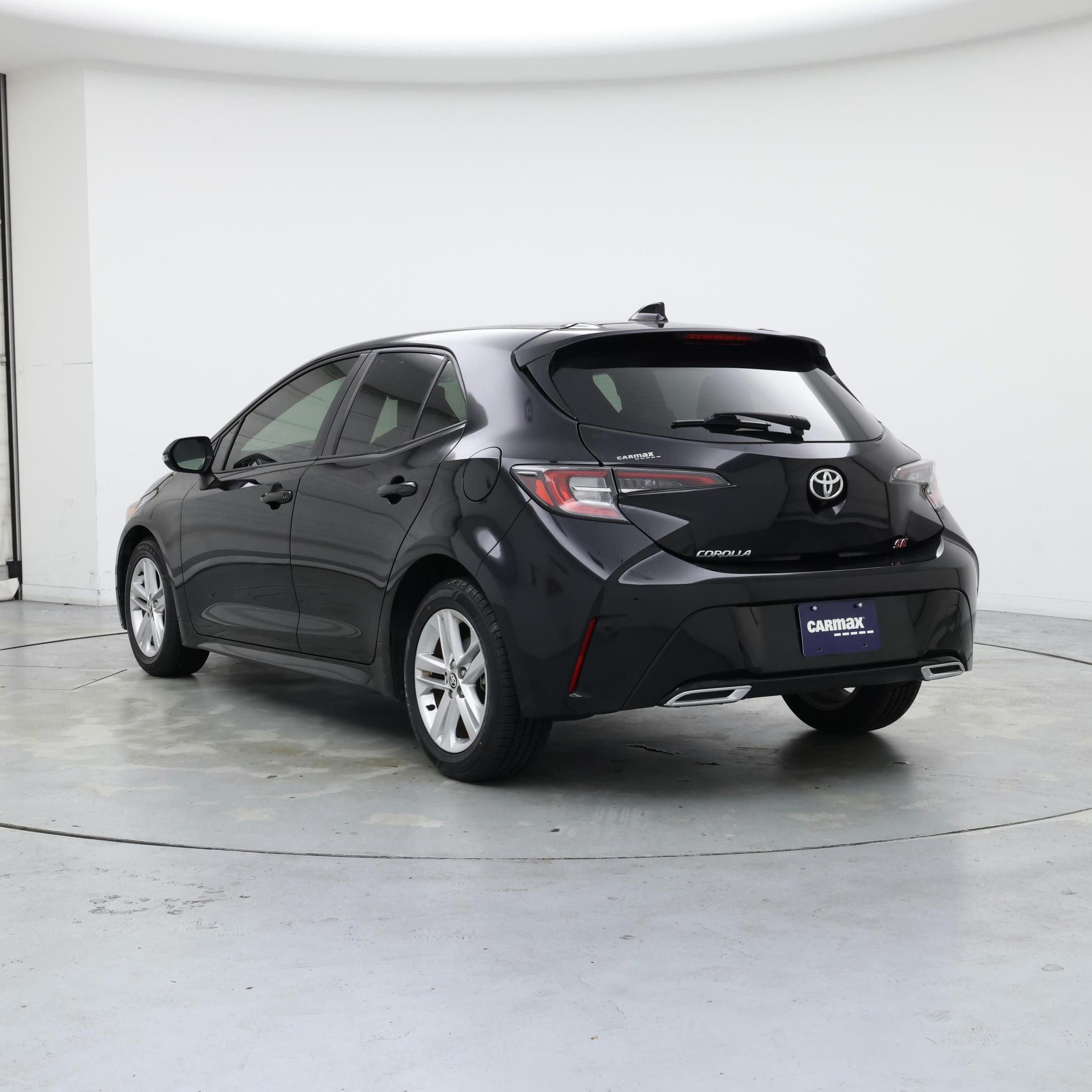 Thumbnail: 2021 Toyota Corolla - 2