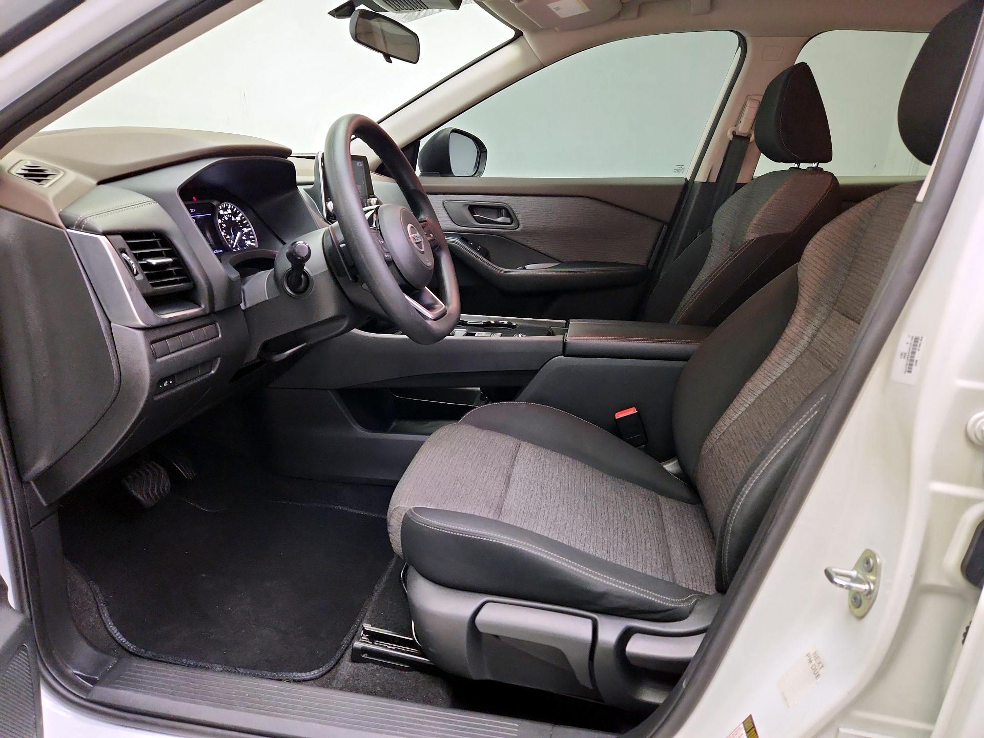 Thumbnail: 2021 Nissan Rogue - 11