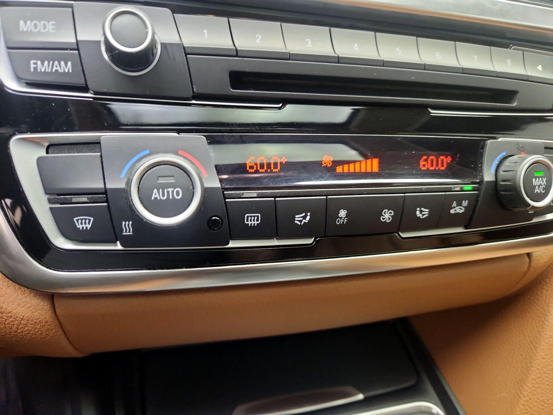 Thumbnail: 2014 BMW 4 Series - 16