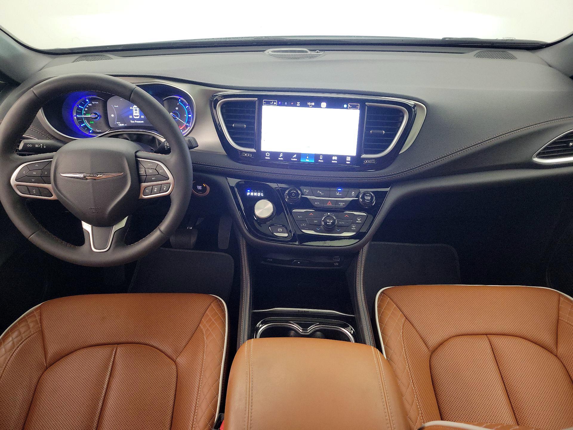 Thumbnail: 2024 Chrysler Pacifica - 9