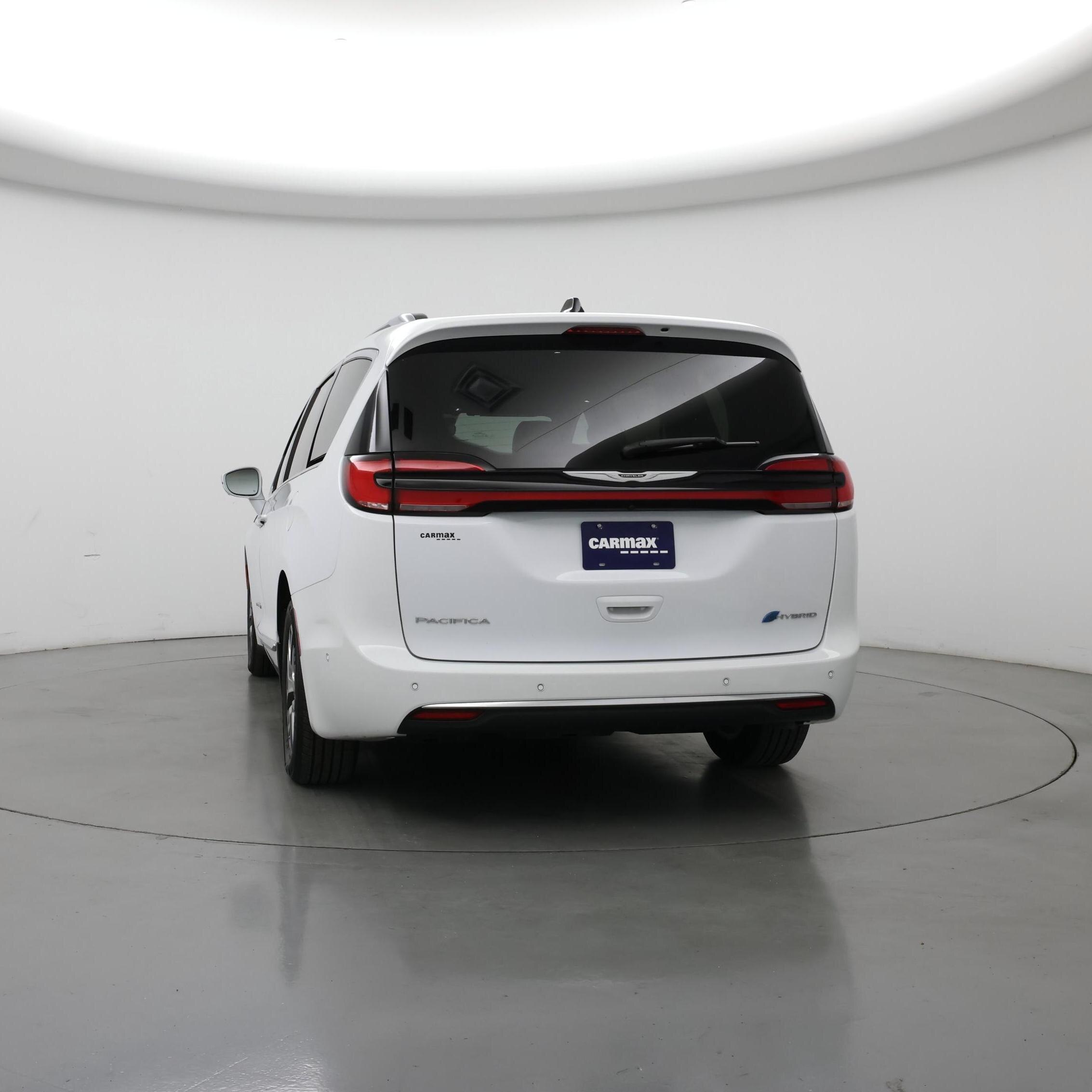 Thumbnail: 2024 Chrysler Pacifica - 6