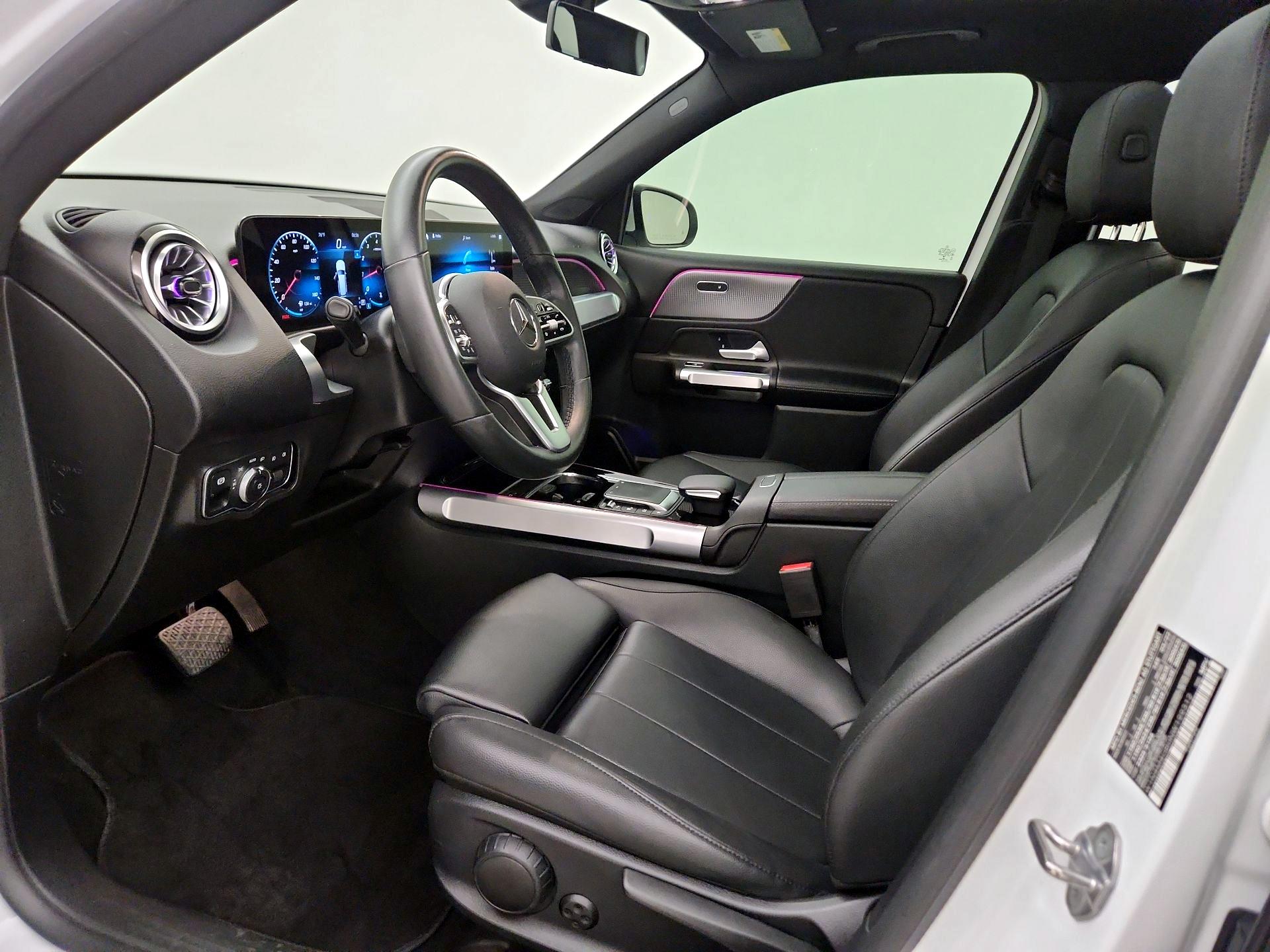 Thumbnail: 2022 Mercedes-Benz GLB - 11