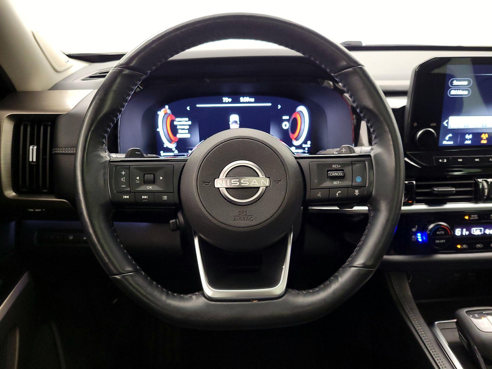Thumbnail: 2023 Nissan Pathfinder - 10