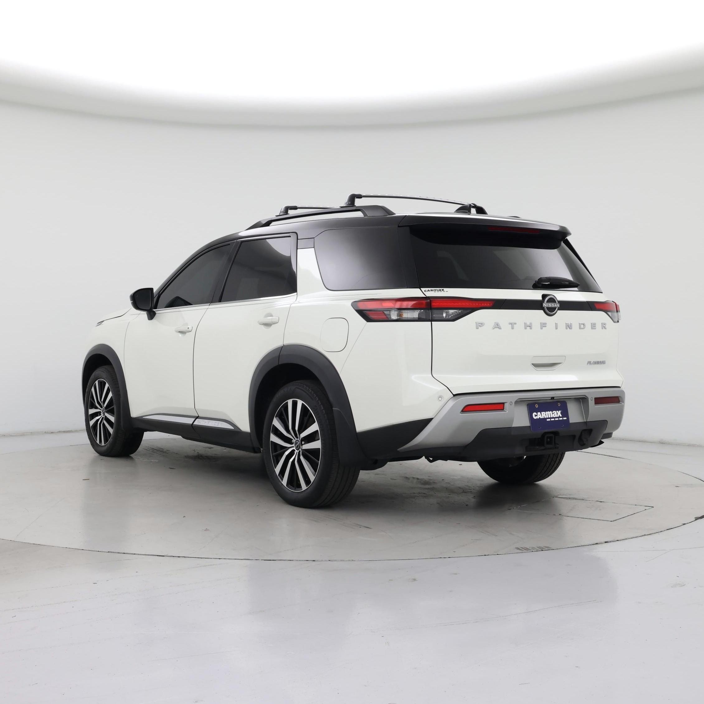 Thumbnail: 2023 Nissan Pathfinder - 2