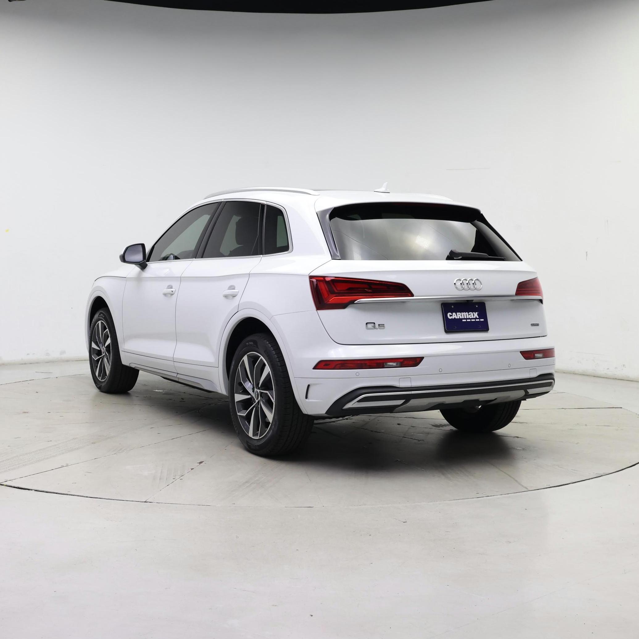 Thumbnail: 2021 Audi Q5 - 2