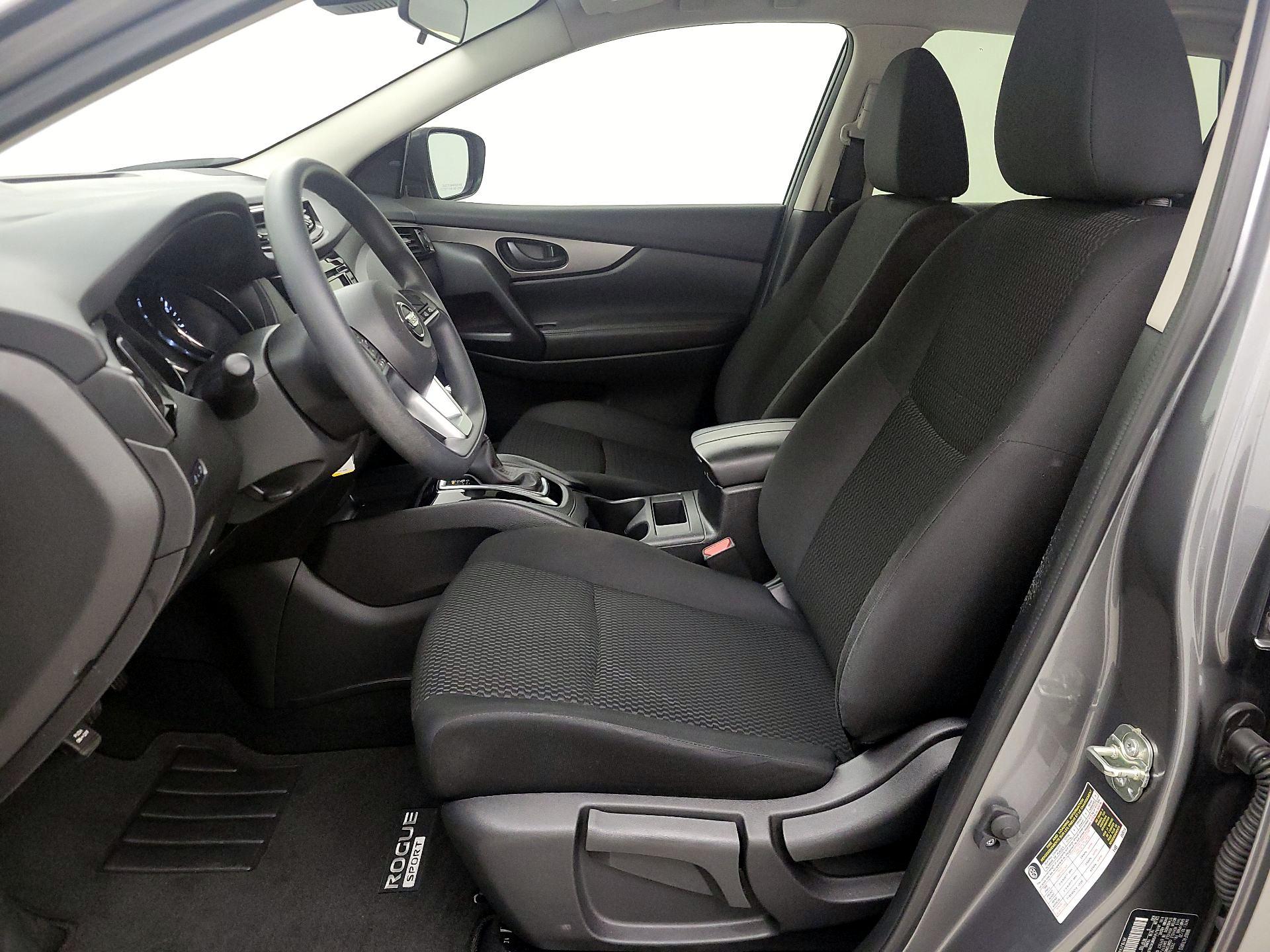 Thumbnail: 2022 Nissan Rogue Sport - 11
