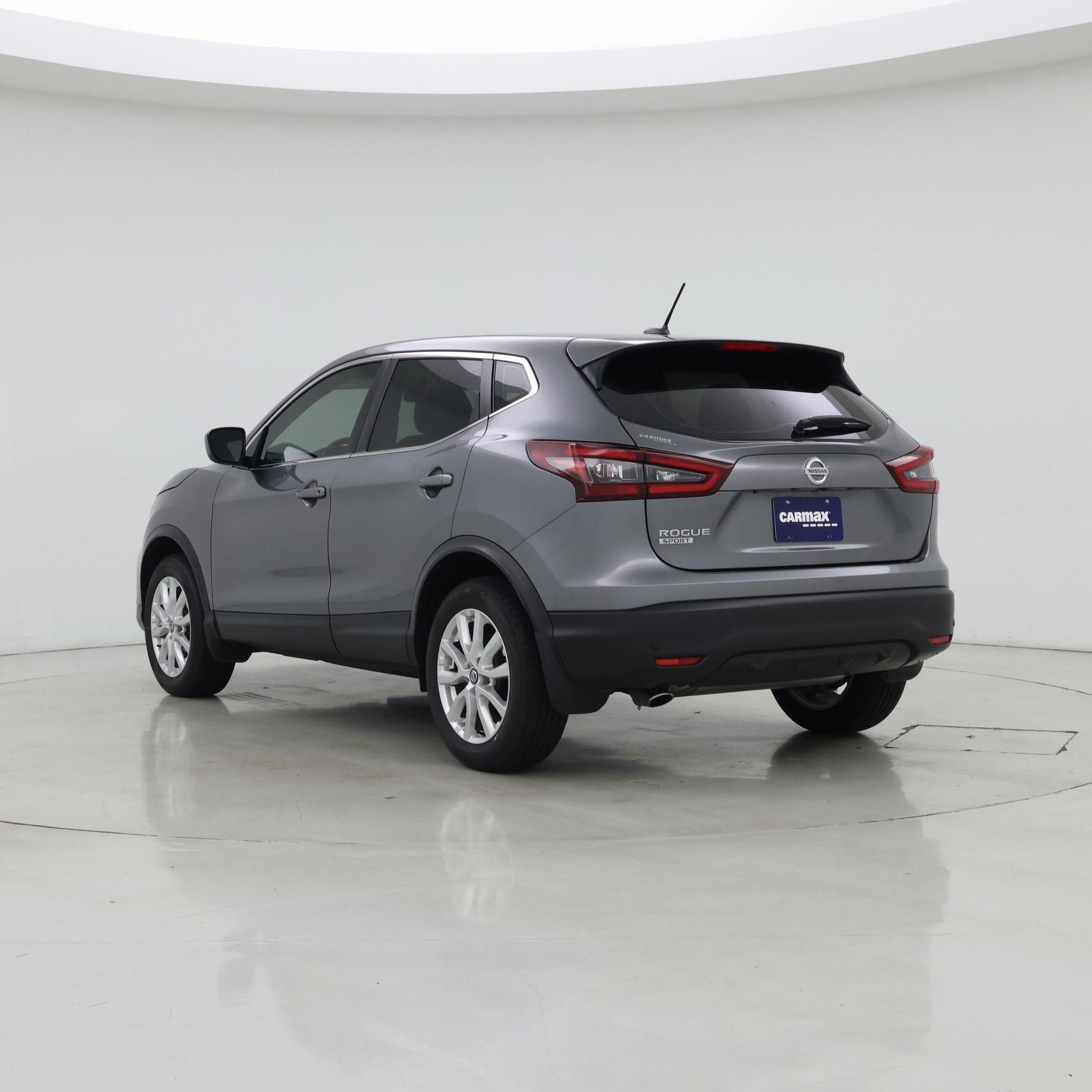Thumbnail: 2022 Nissan Rogue Sport - 2