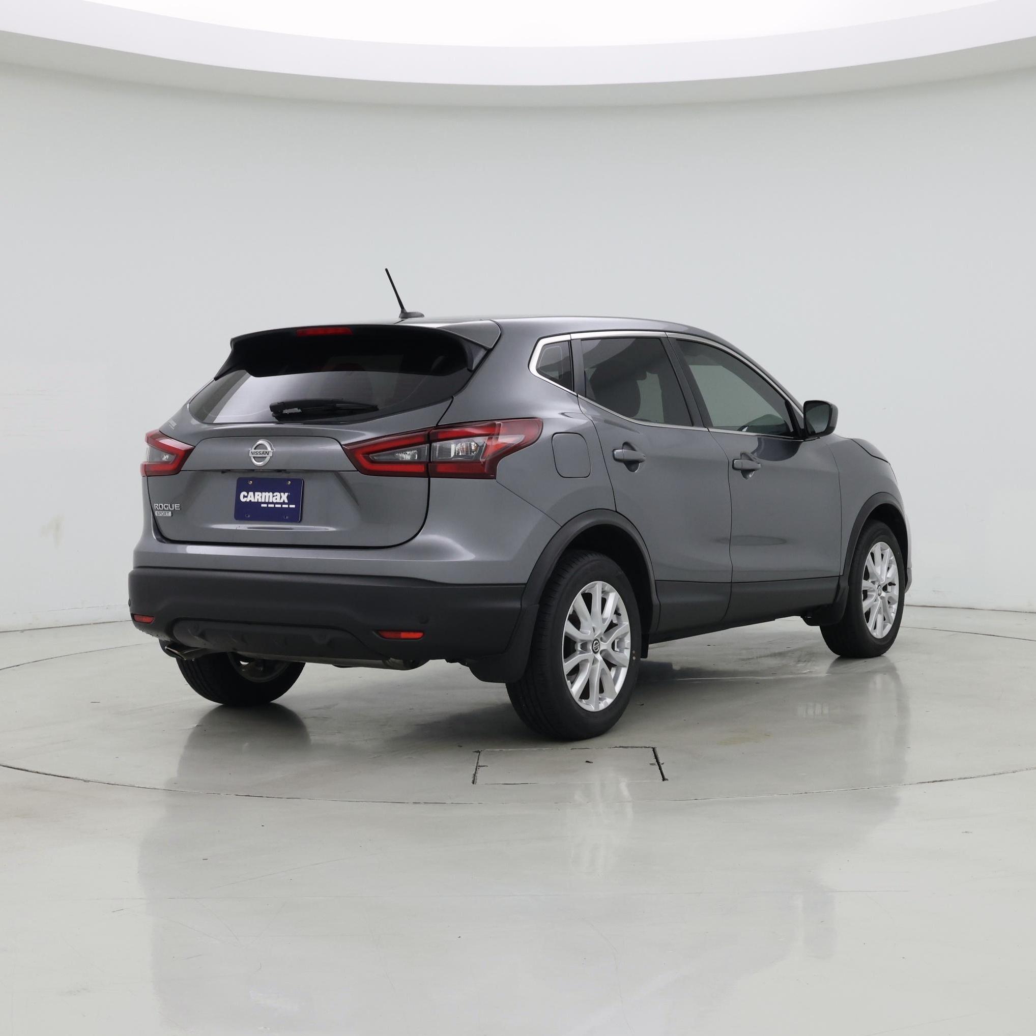 Thumbnail: 2022 Nissan Rogue Sport - 8