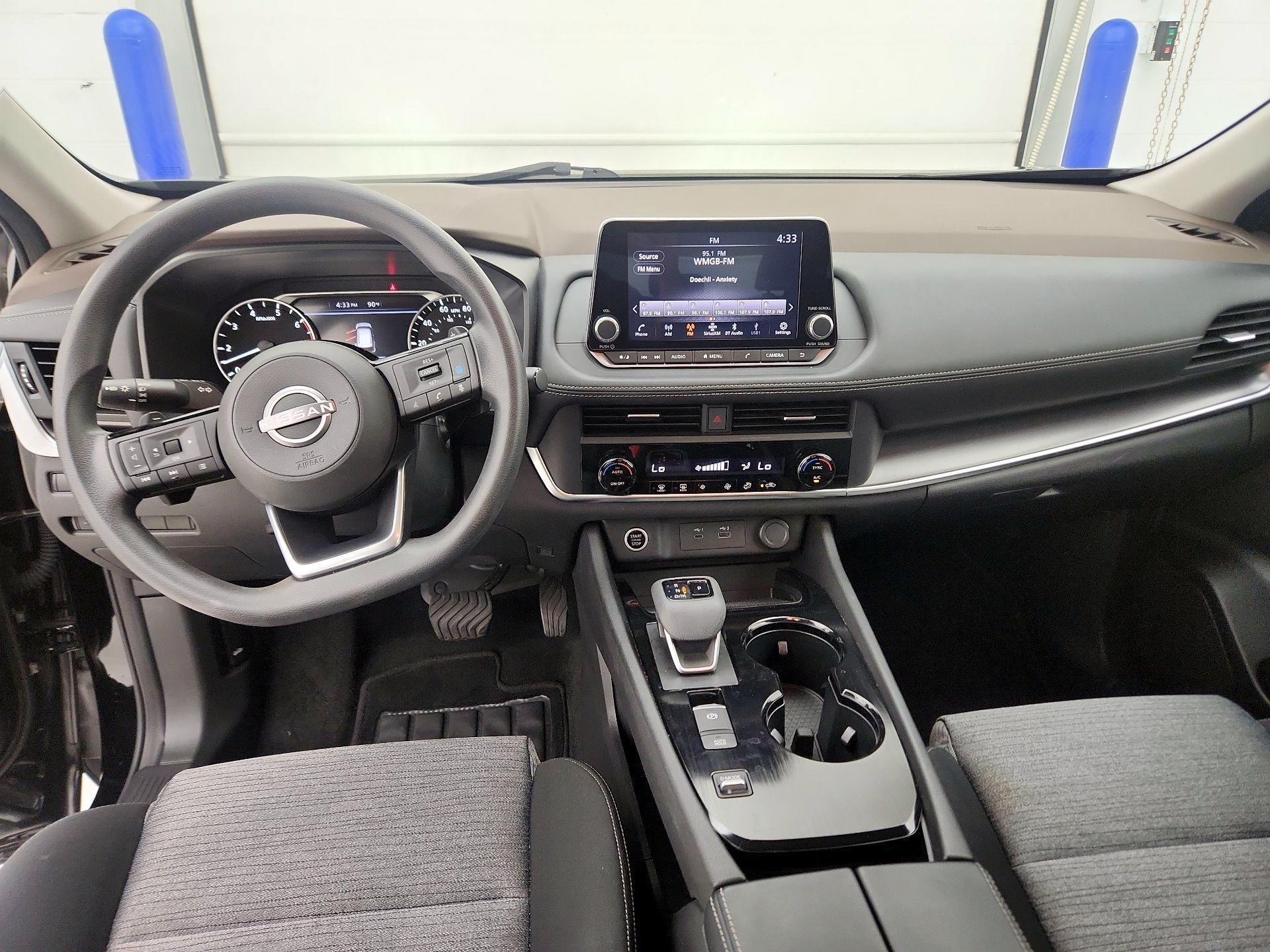 Thumbnail: 2023 Nissan Rogue - 9