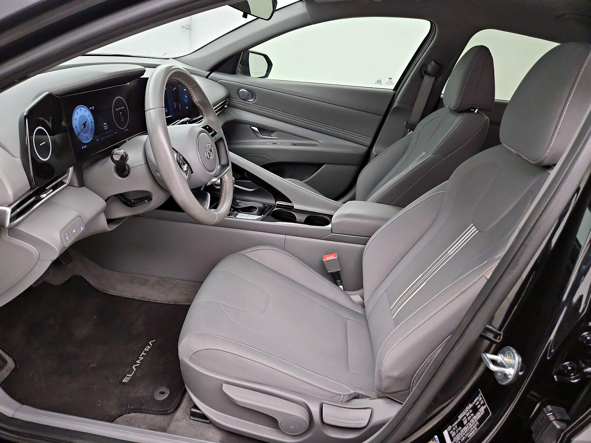 Thumbnail: 2023 Hyundai Elantra - 11