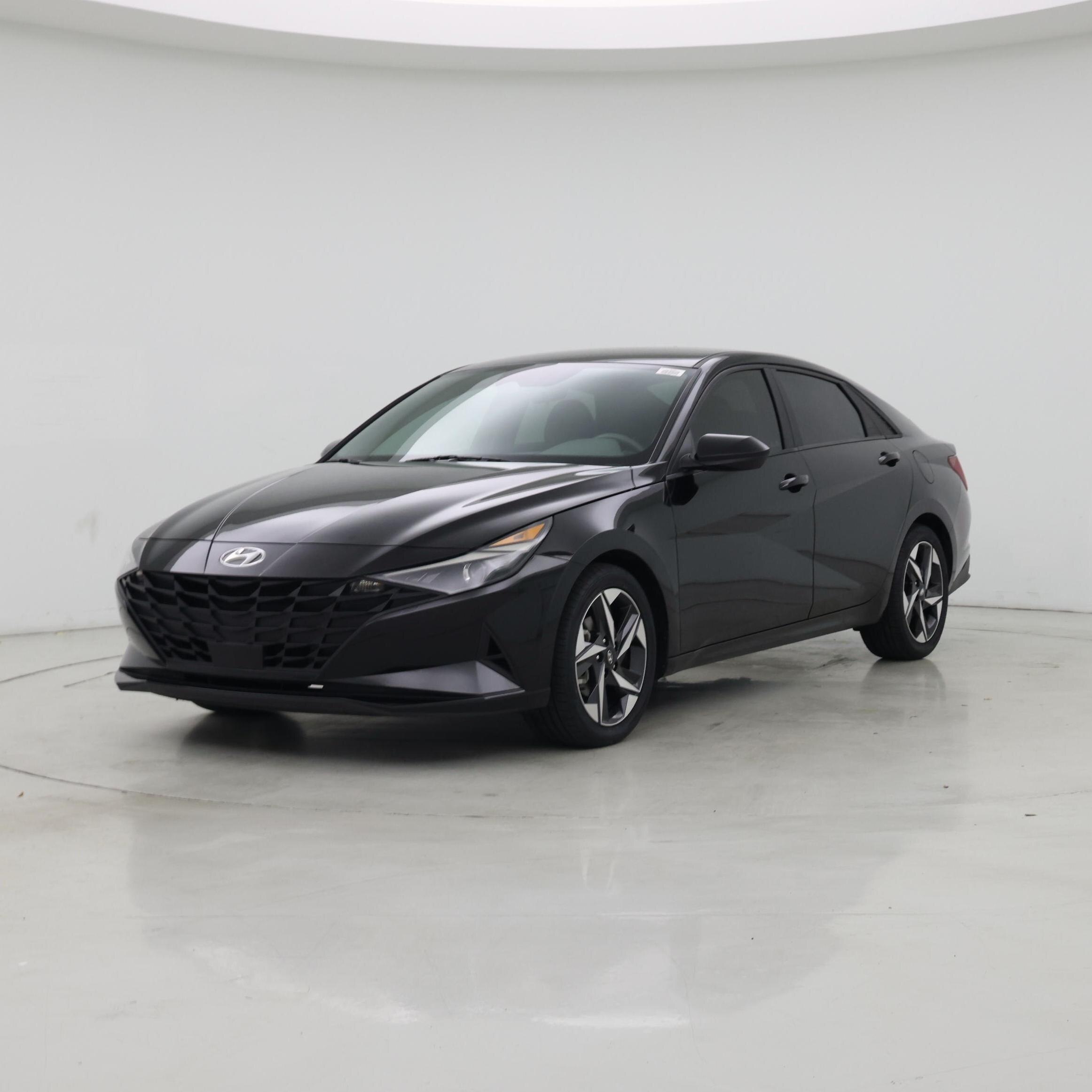Thumbnail: 2023 Hyundai Elantra - 4