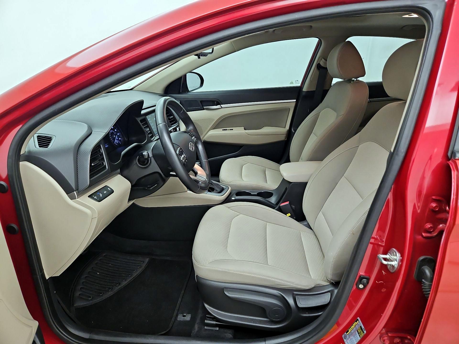 Thumbnail: 2019 Hyundai Elantra - 11