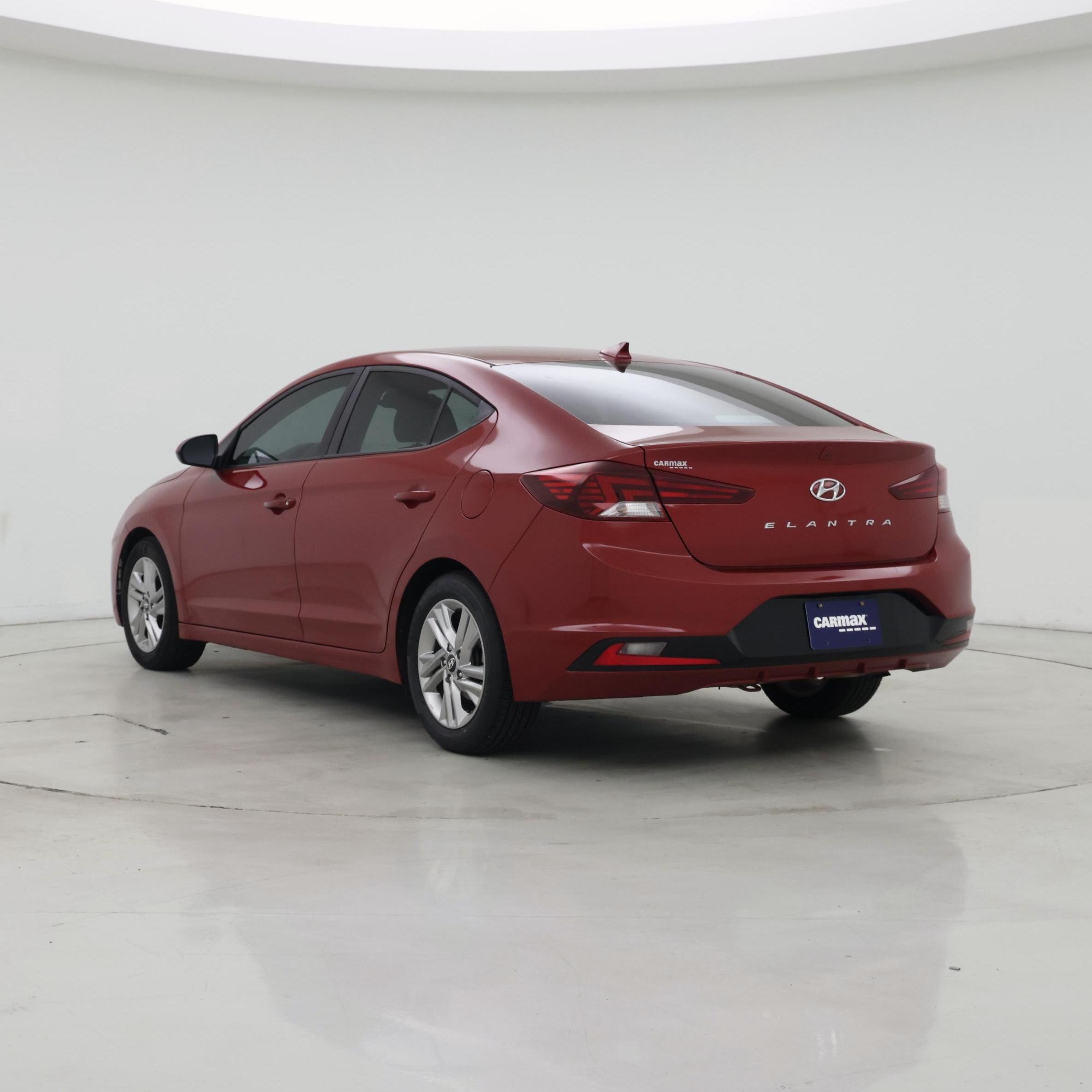 Thumbnail: 2019 Hyundai Elantra - 2