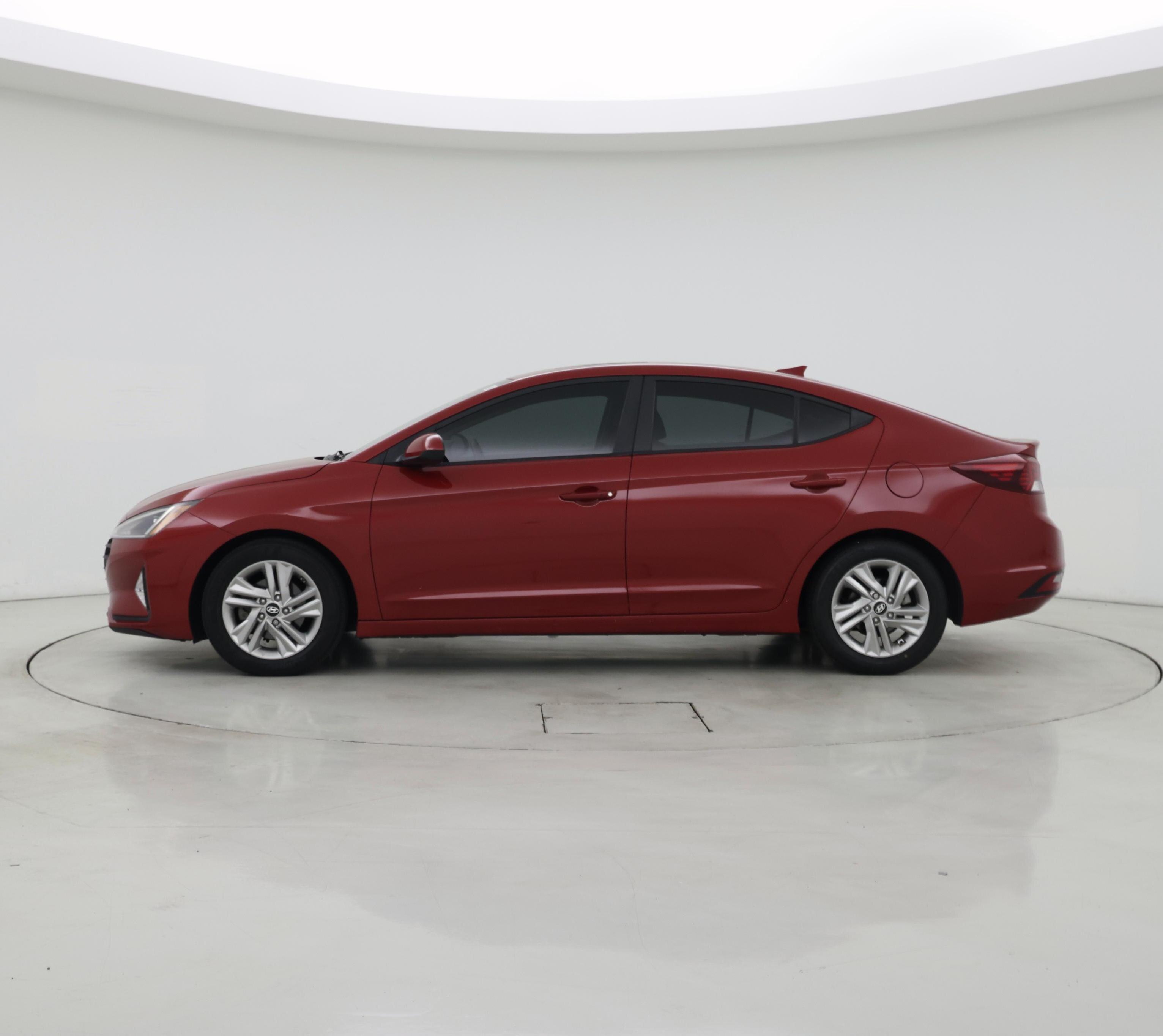 Thumbnail: 2019 Hyundai Elantra - 3