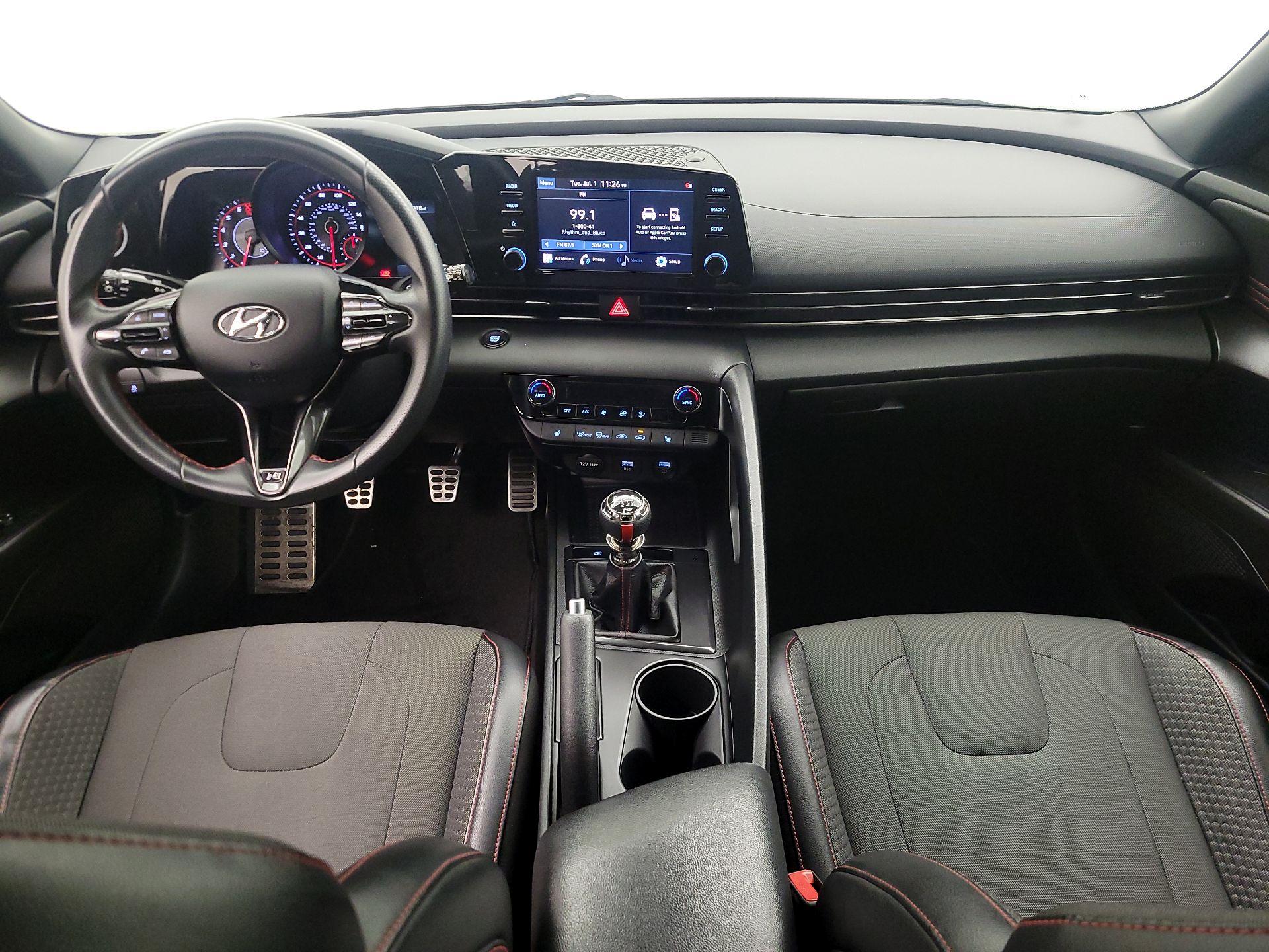 Thumbnail: 2022 Hyundai Elantra - 9