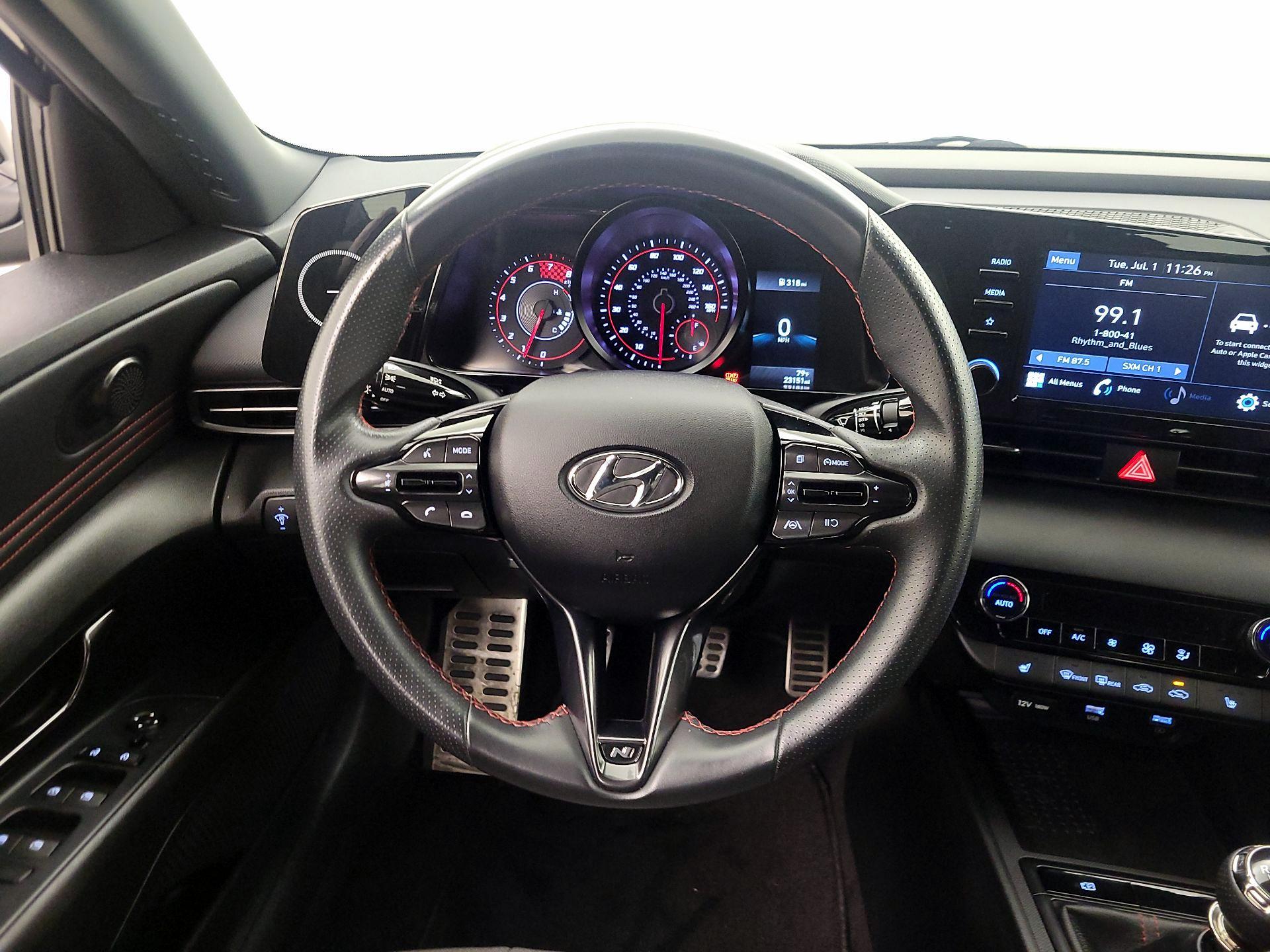 Thumbnail: 2022 Hyundai Elantra - 10