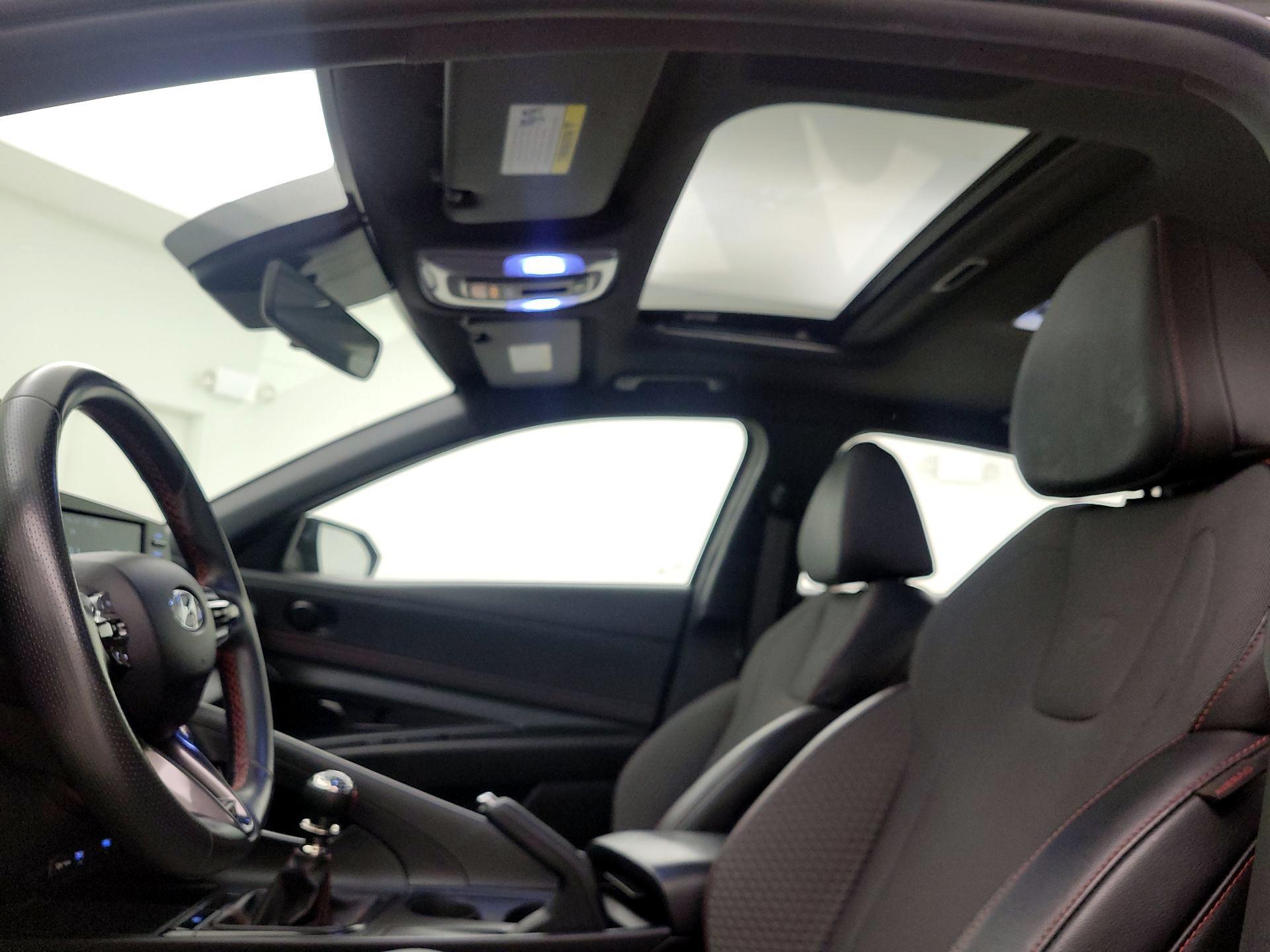 Thumbnail: 2022 Hyundai Elantra - 19