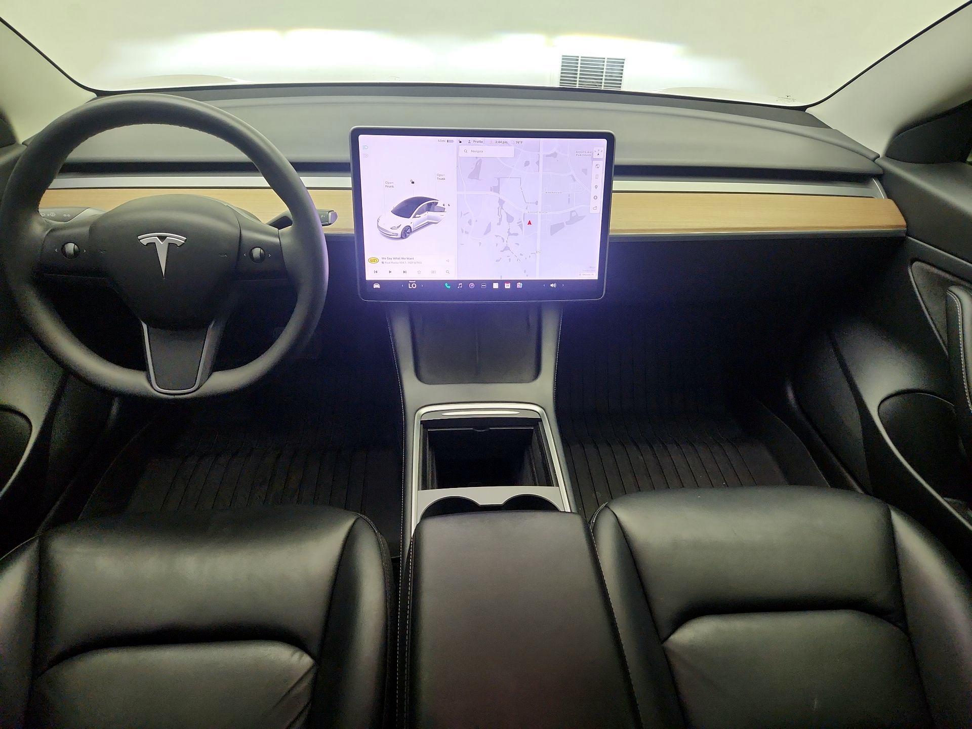 Thumbnail: 2021 Tesla Model 3 - 9