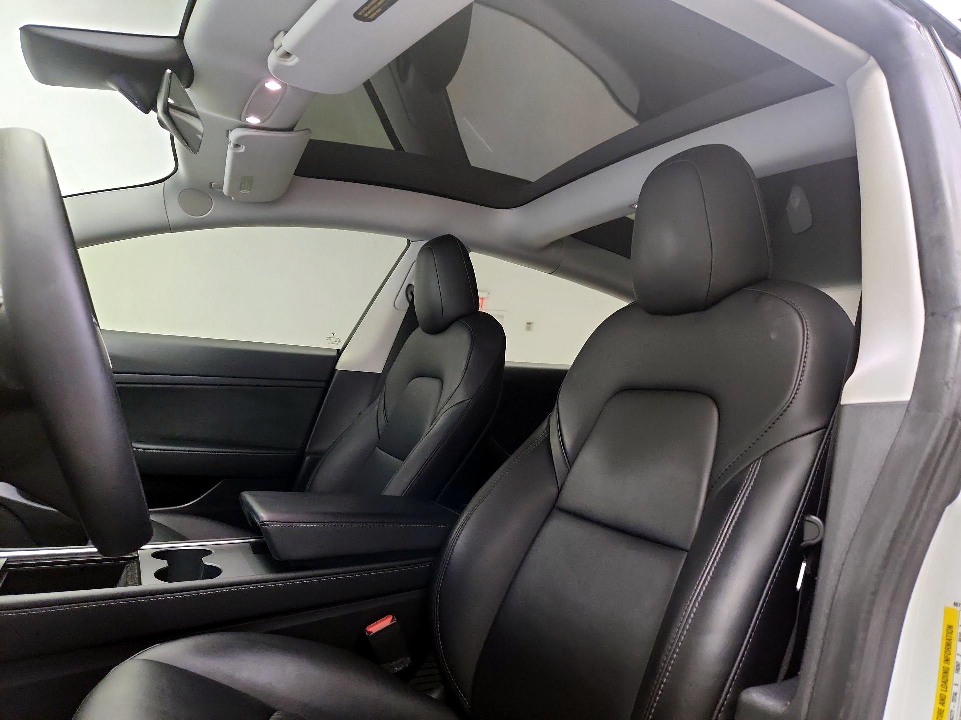 Thumbnail: 2021 Tesla Model 3 - 20