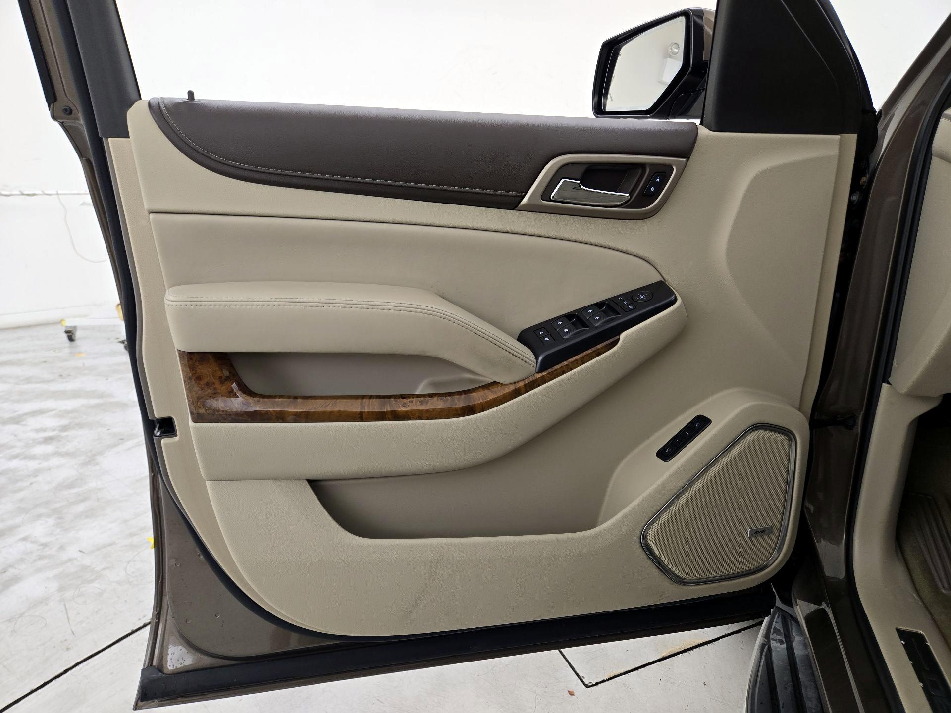 Thumbnail: 2015 GMC Yukon - 12