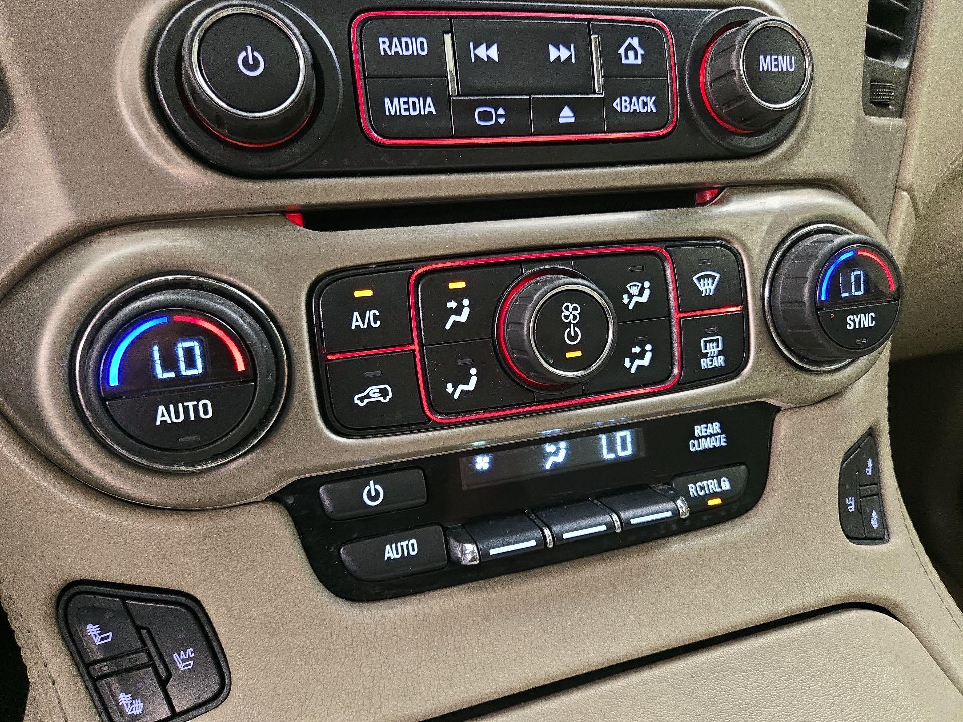 Thumbnail: 2015 GMC Yukon - 17