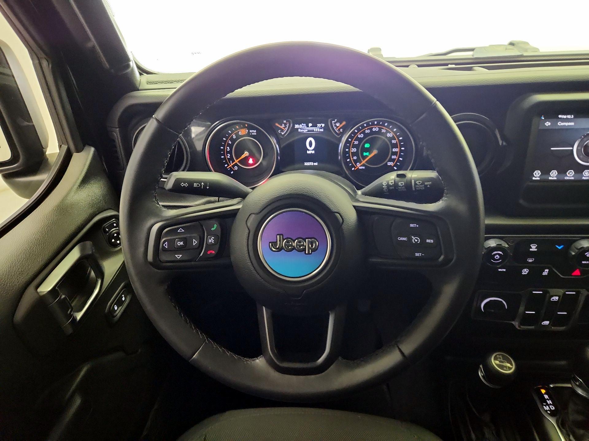 Thumbnail: 2022 Jeep Wrangler - 10