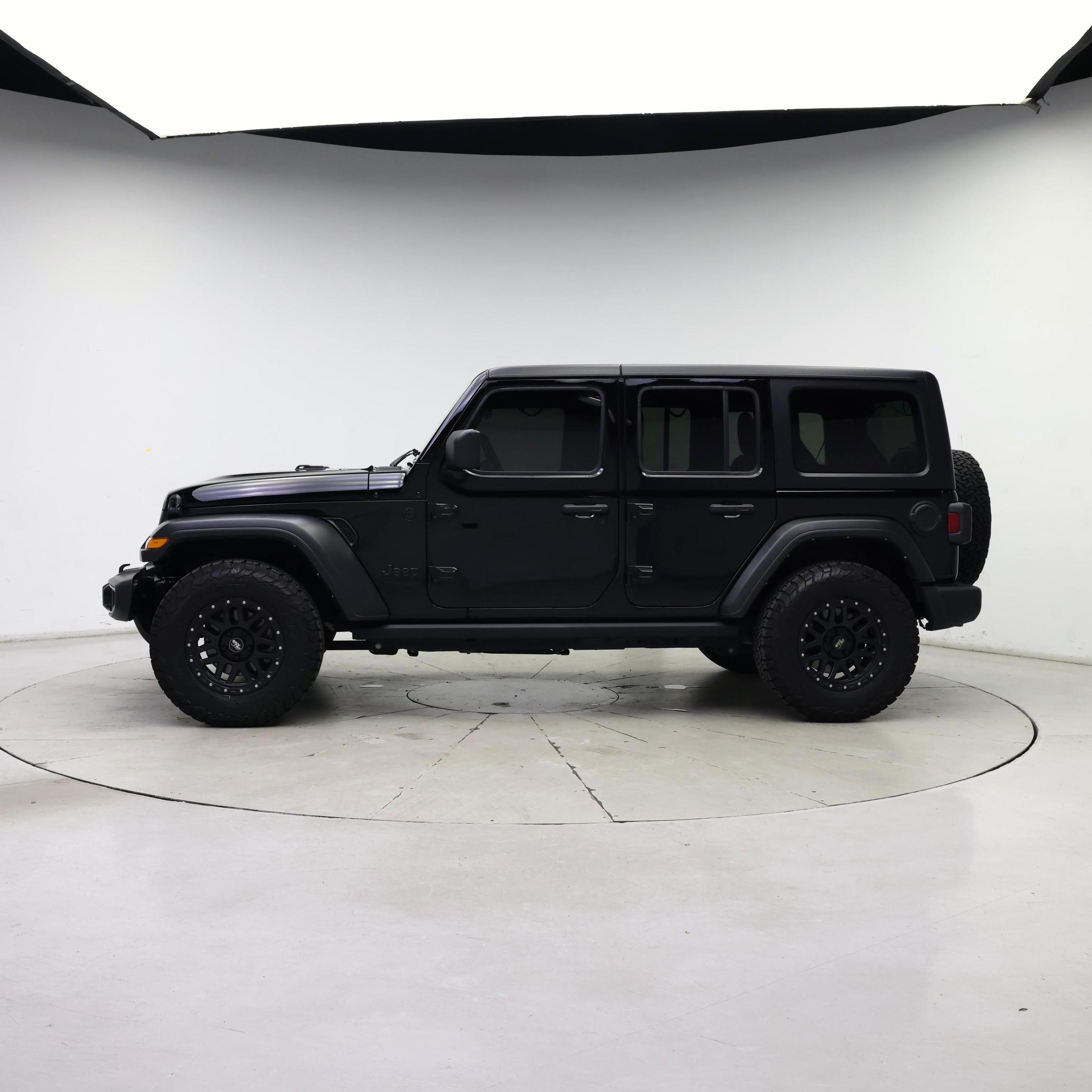 Thumbnail: 2022 Jeep Wrangler - 3
