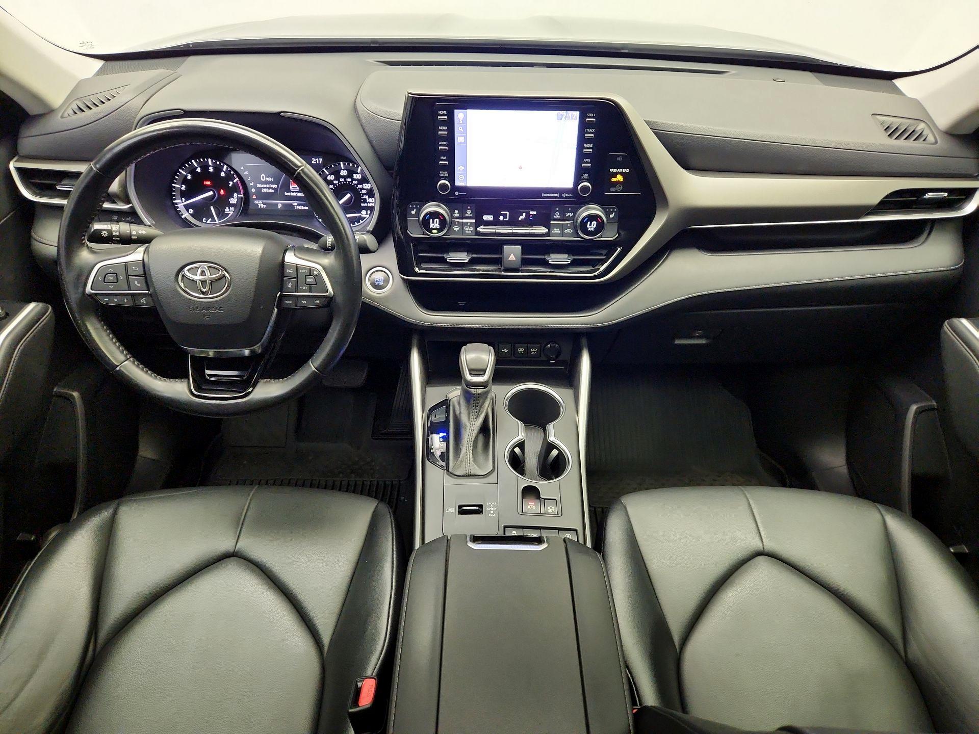 Thumbnail: 2021 Toyota Highlander - 9