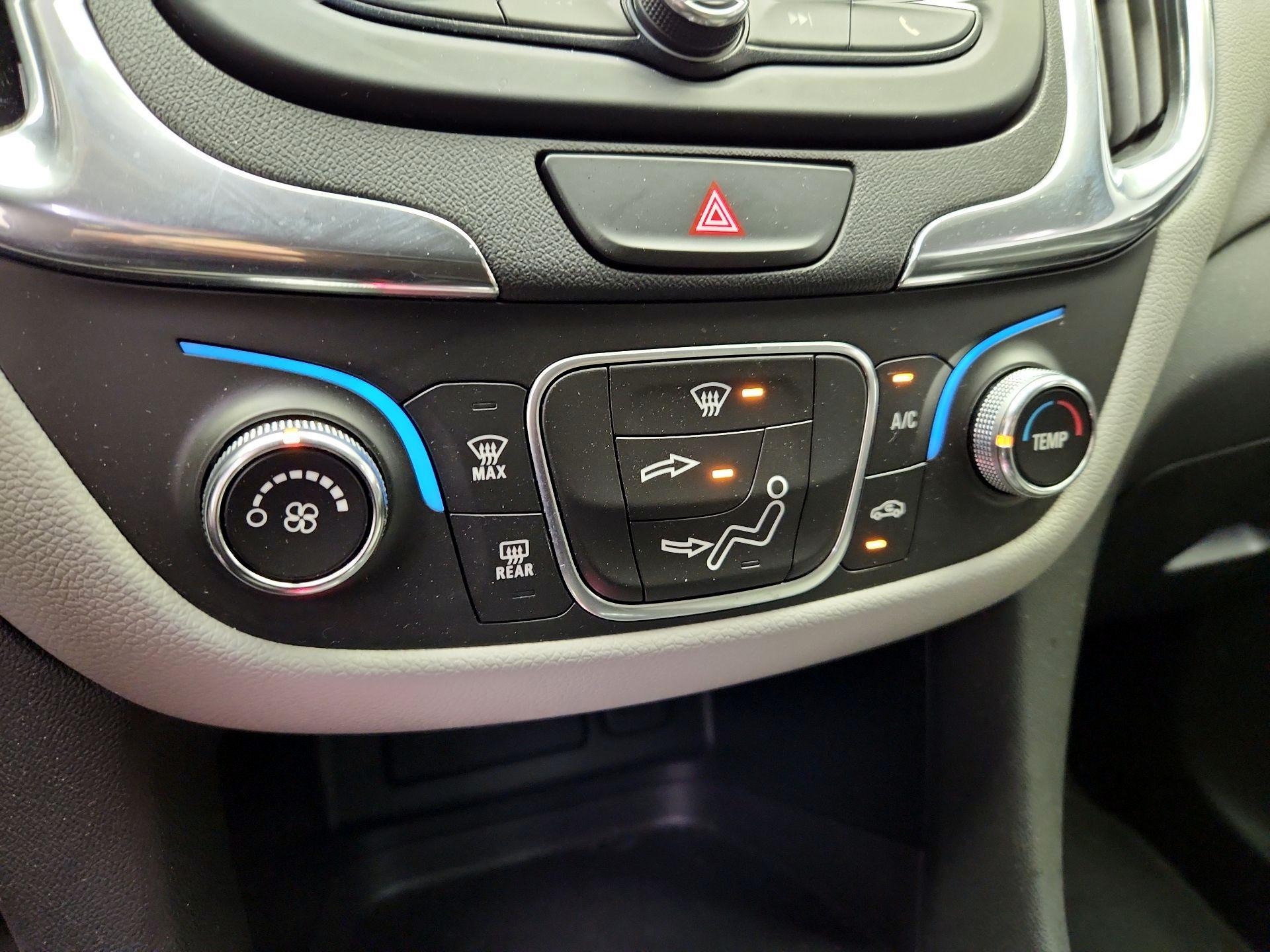 Thumbnail: 2019 Chevrolet Equinox - 16