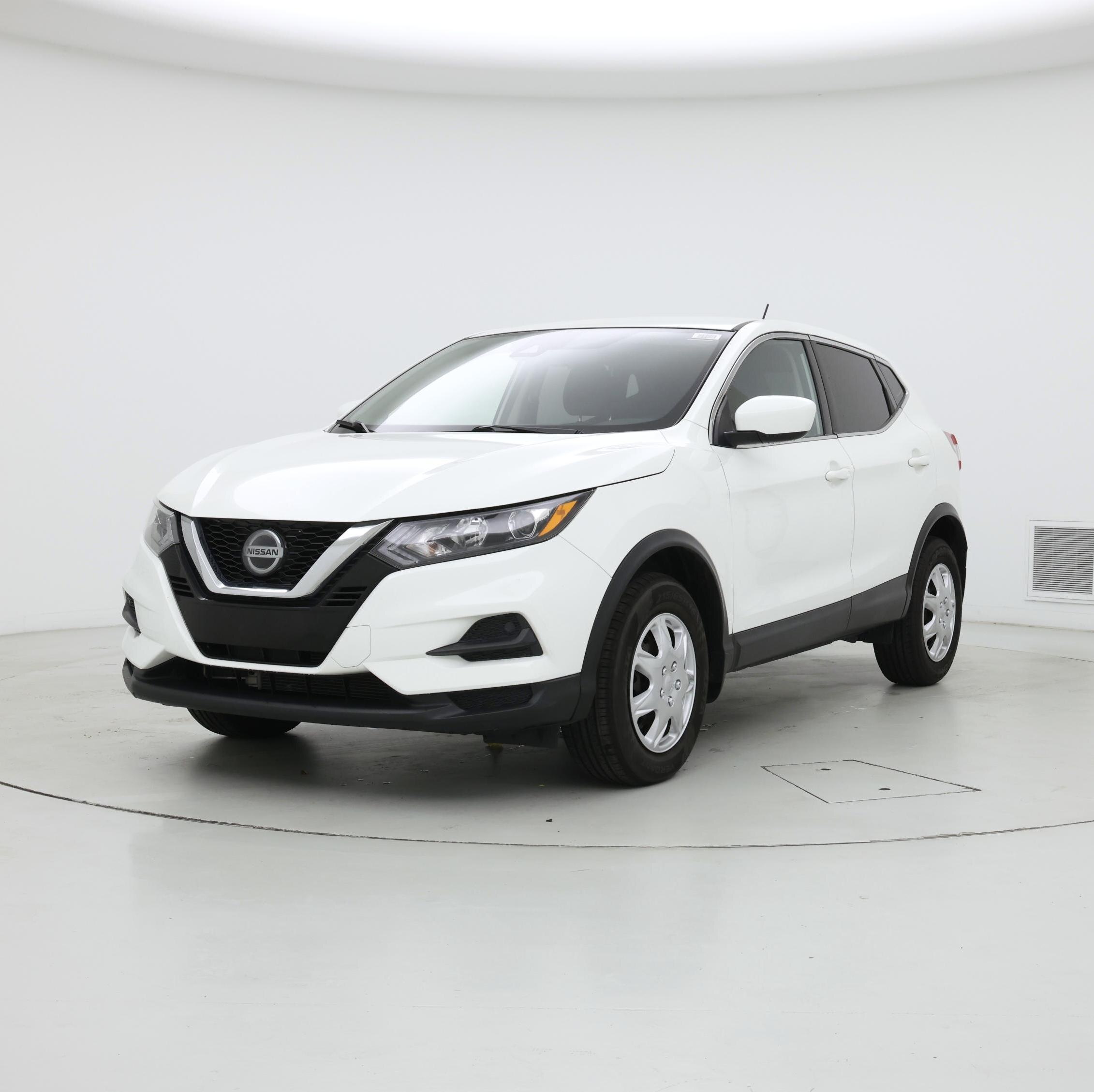 Thumbnail: 2020 Nissan Rogue Sport - 4