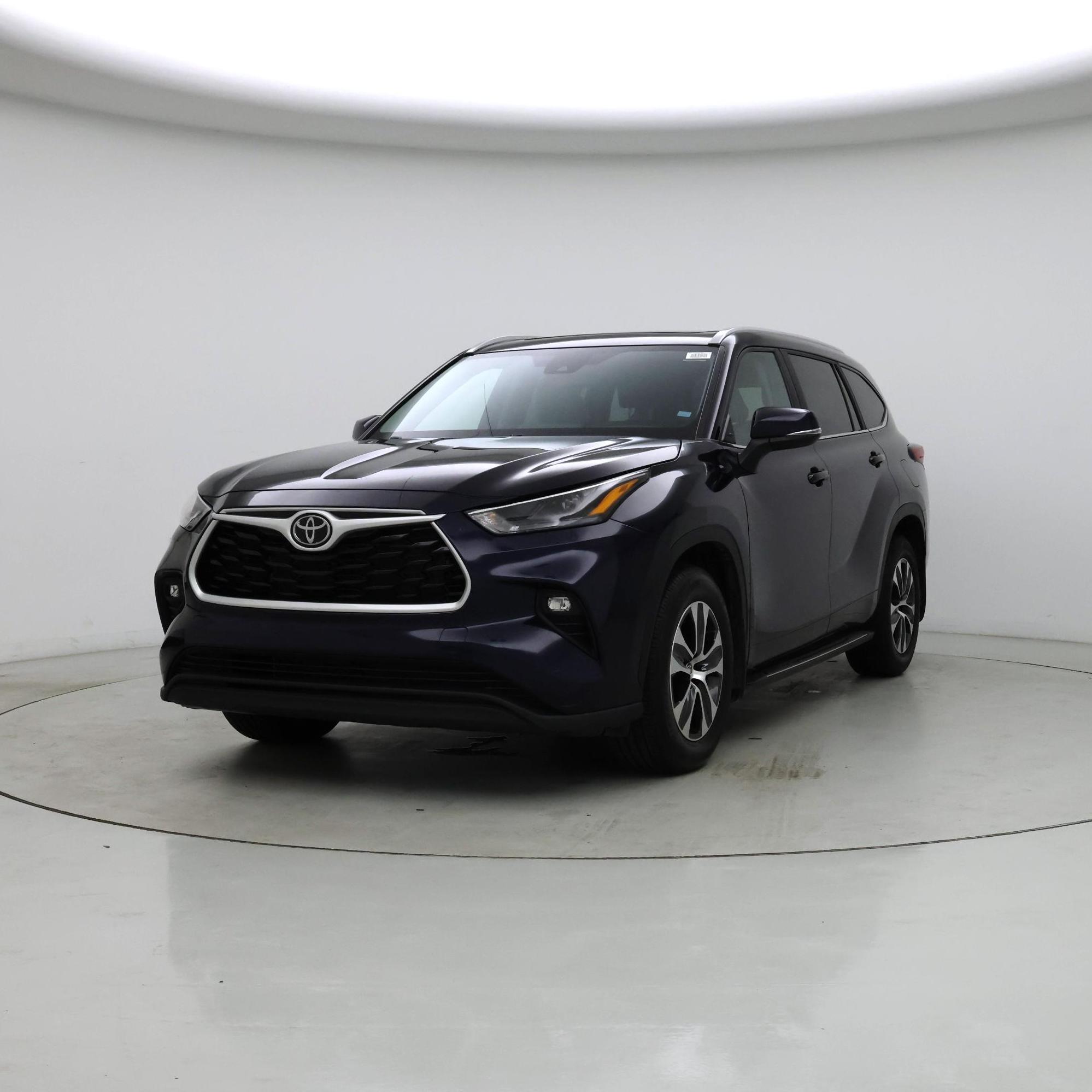 Thumbnail: 2023 Toyota Highlander - 4