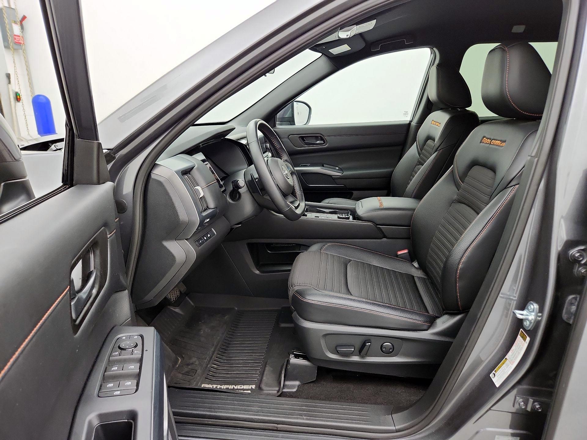 Thumbnail: 2025 Nissan Pathfinder - 11