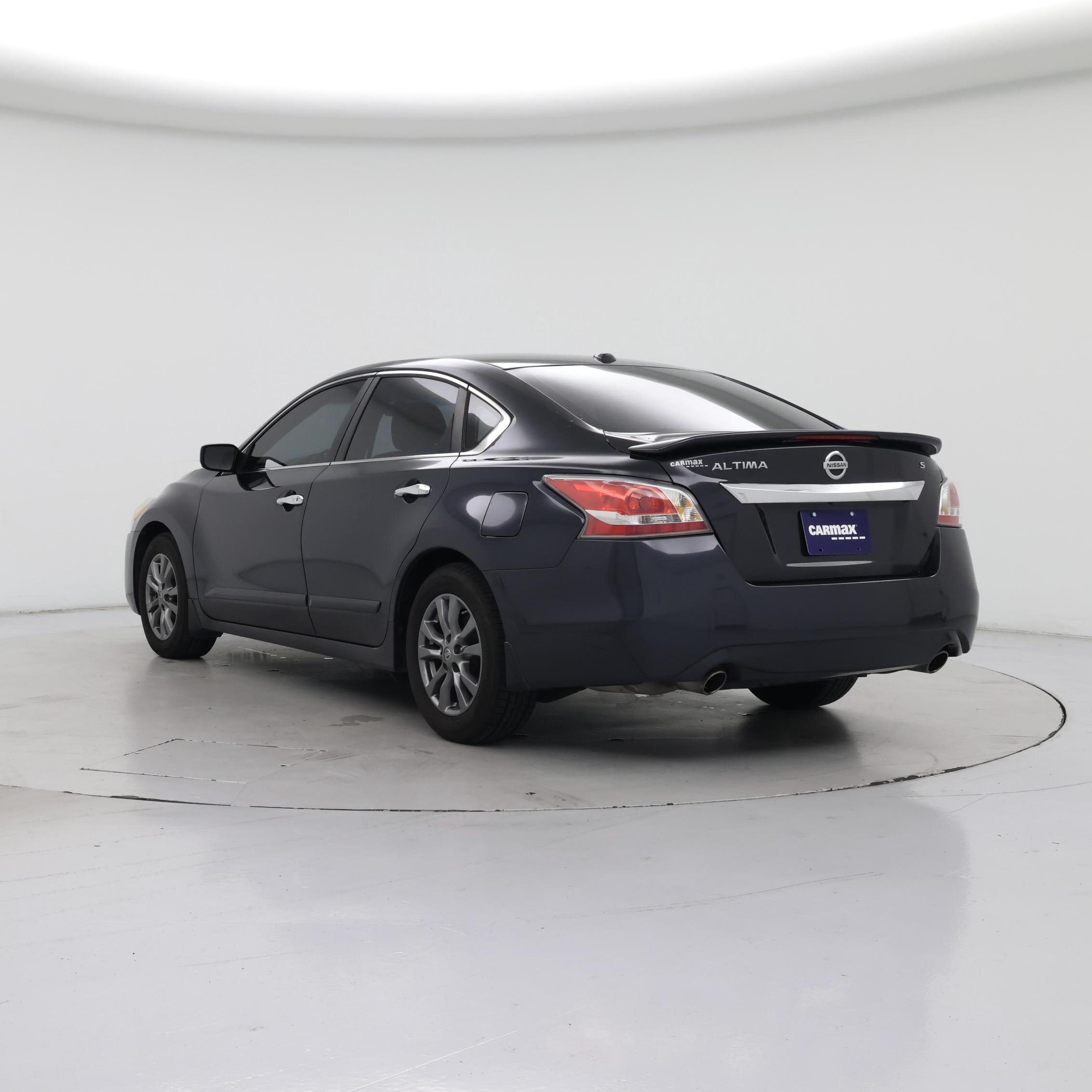 Thumbnail: 2015 Nissan Altima - 2