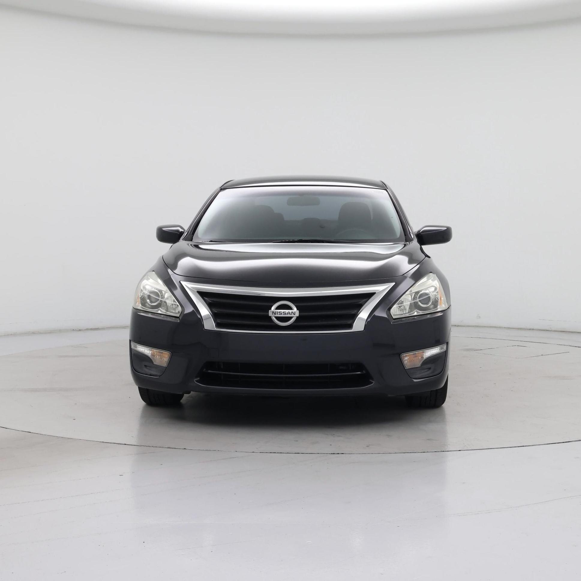 Thumbnail: 2015 Nissan Altima - 5