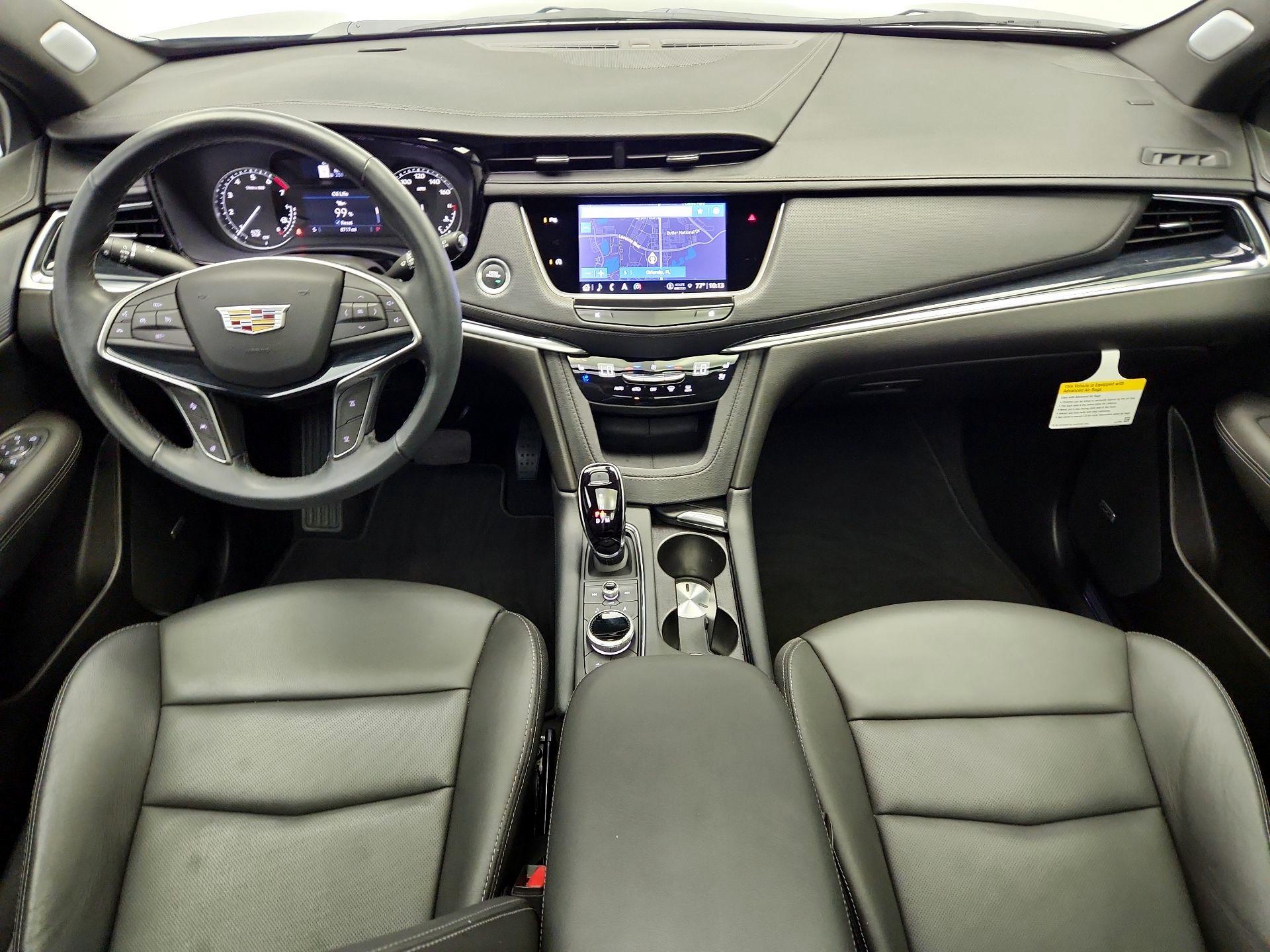 Thumbnail: 2024 Cadillac XT5 - 9