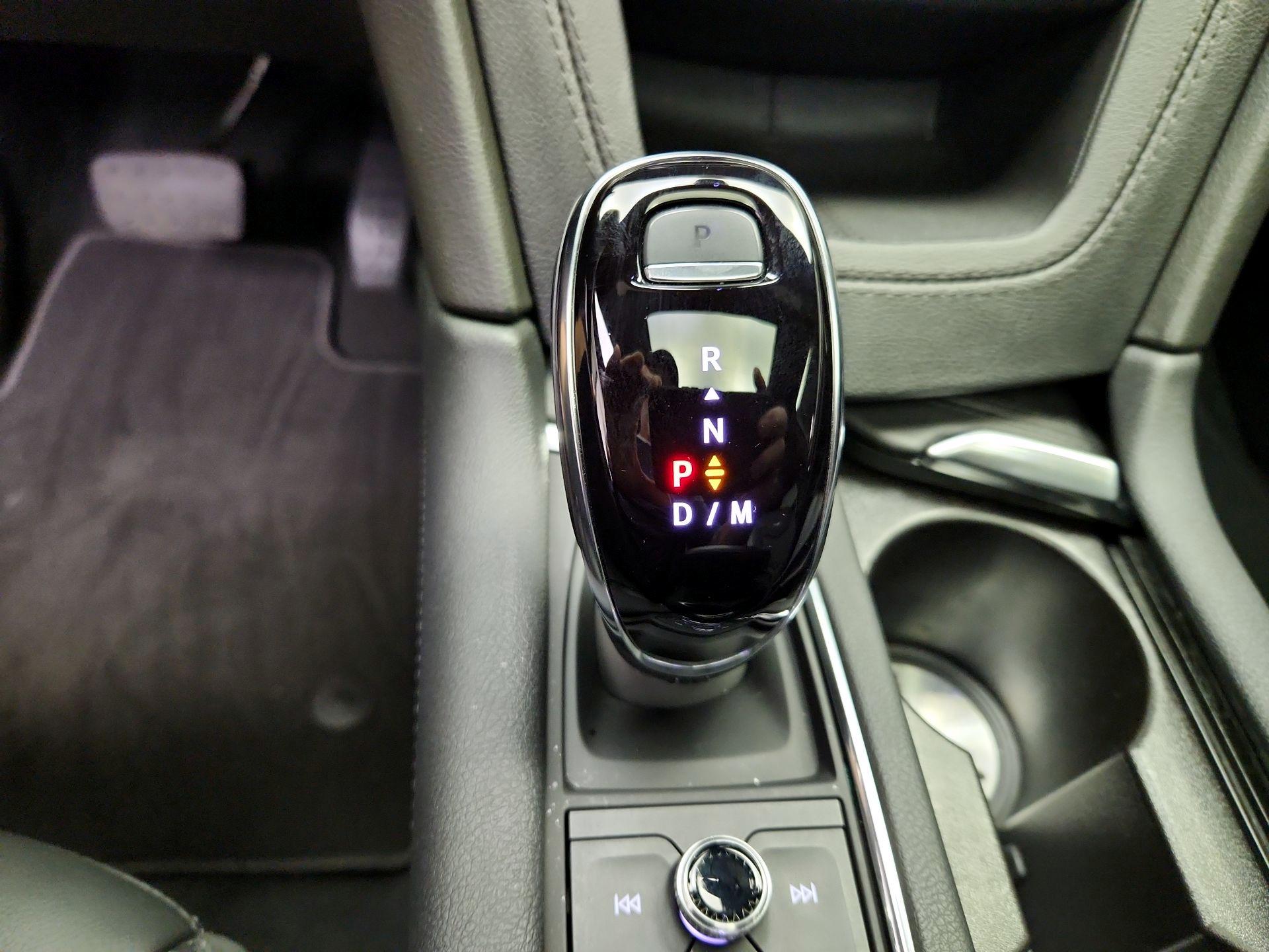 Thumbnail: 2024 Cadillac XT5 - 18