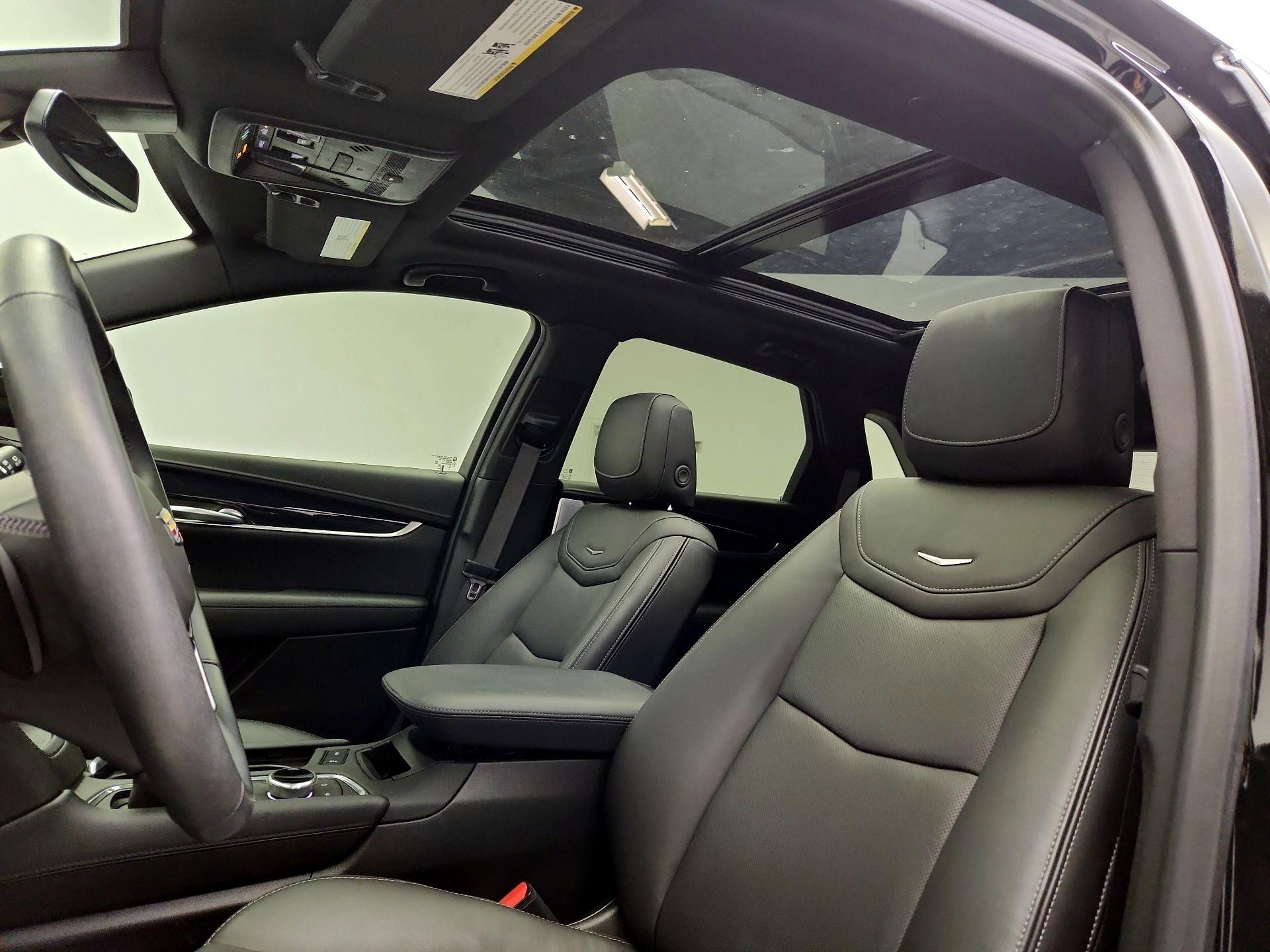 Thumbnail: 2024 Cadillac XT5 - 20