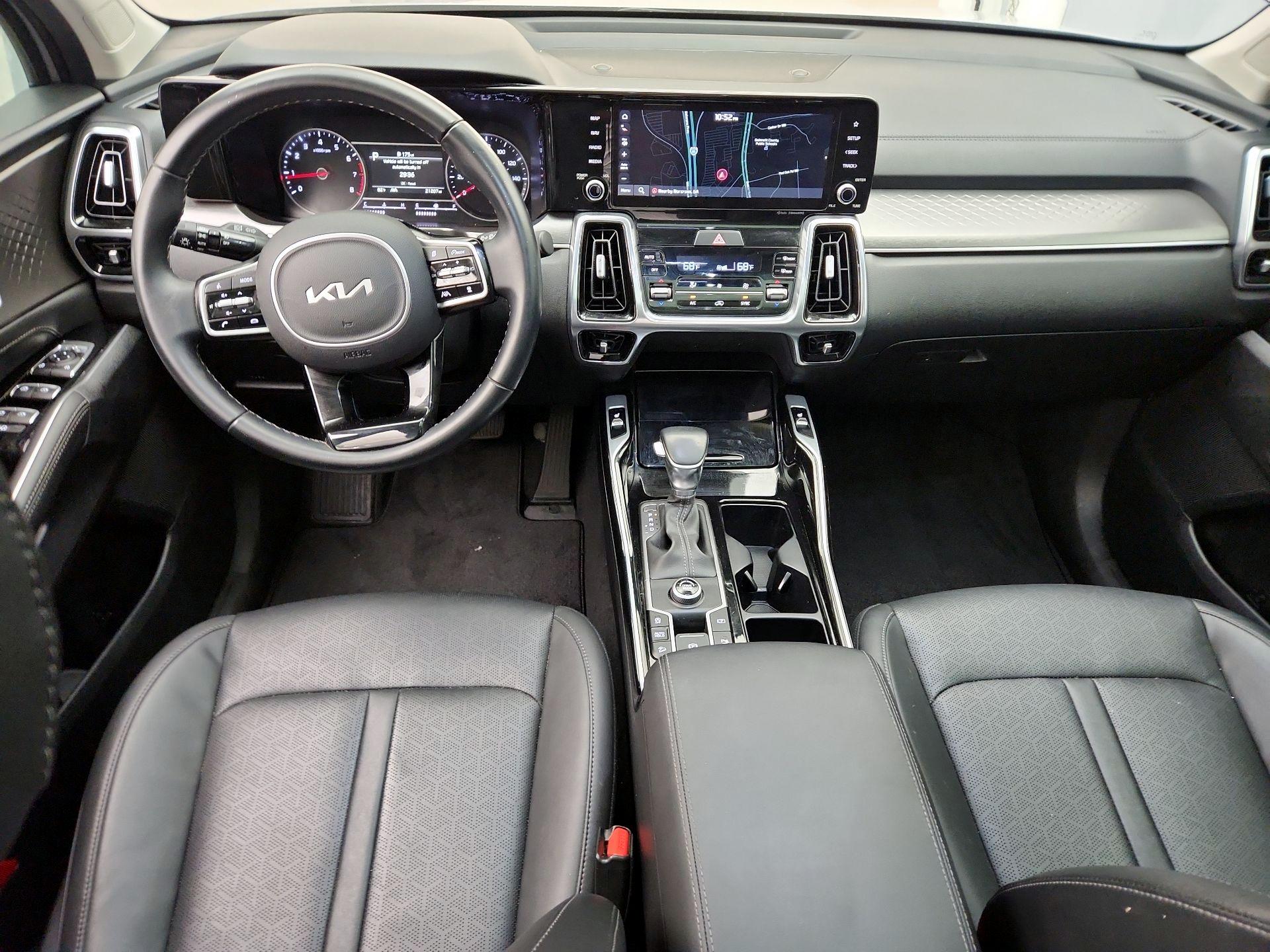 Thumbnail: 2022 Kia Sorento - 9