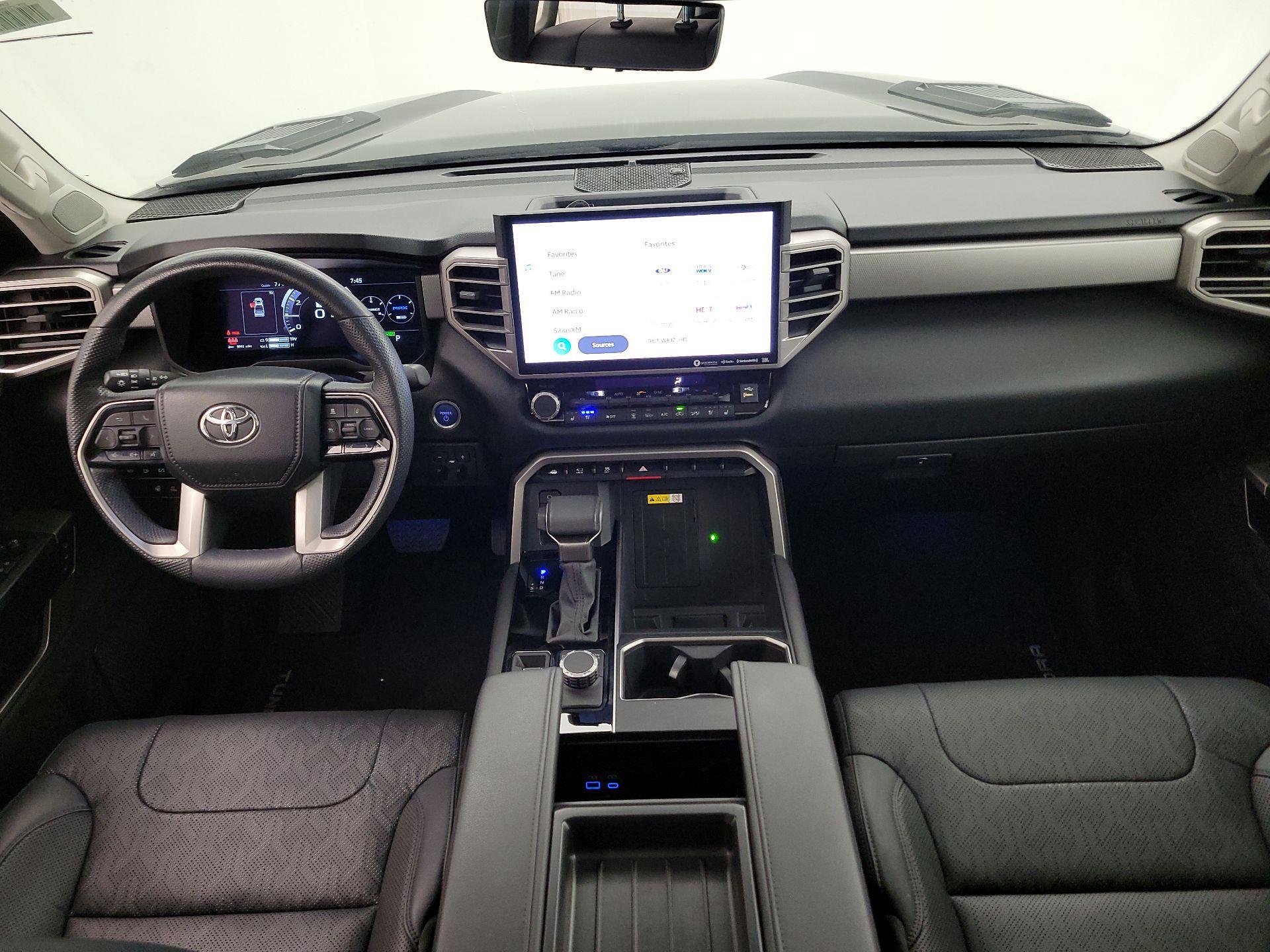 Thumbnail: 2024 Toyota Tundra - 9