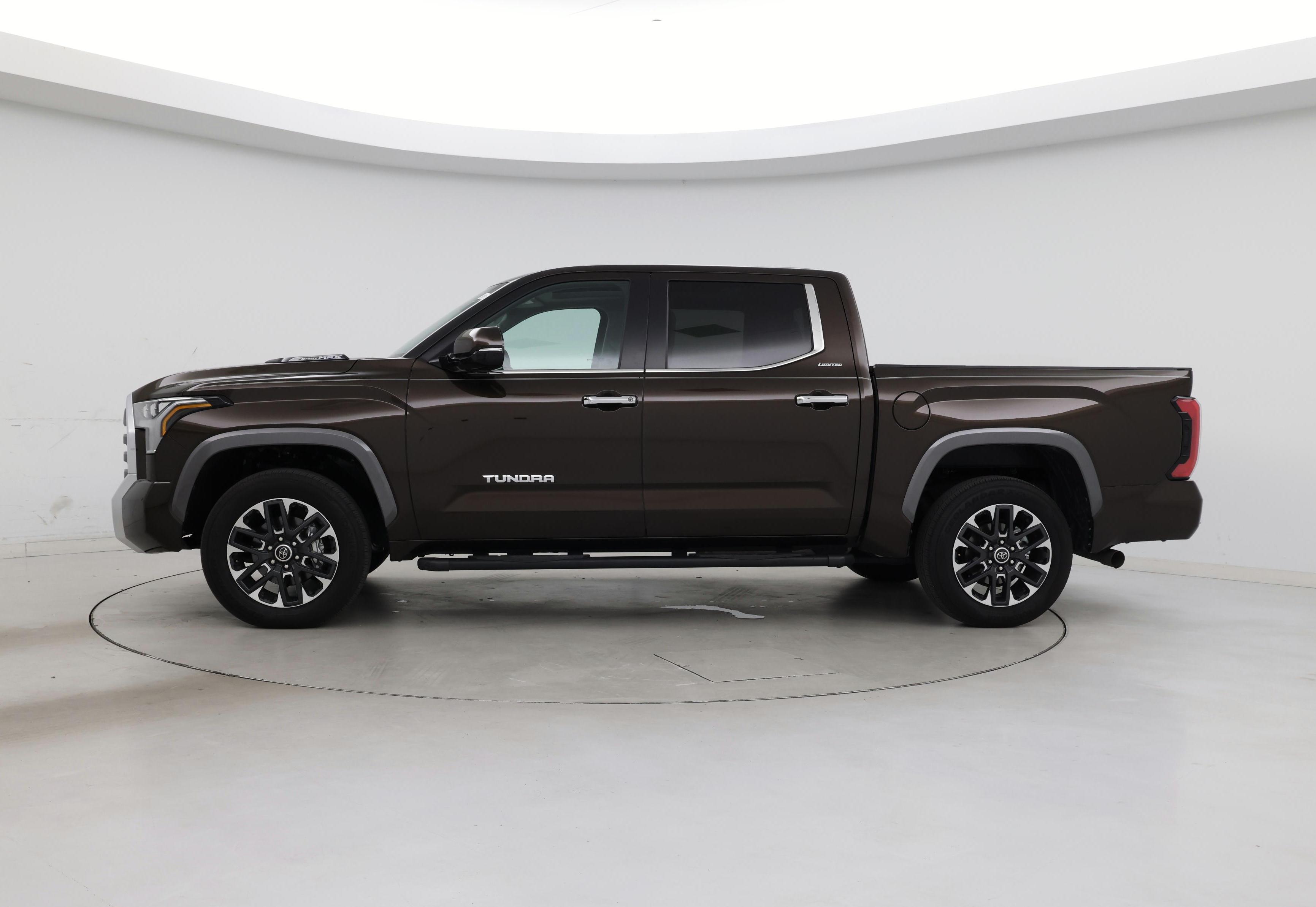 Thumbnail: 2024 Toyota Tundra - 3