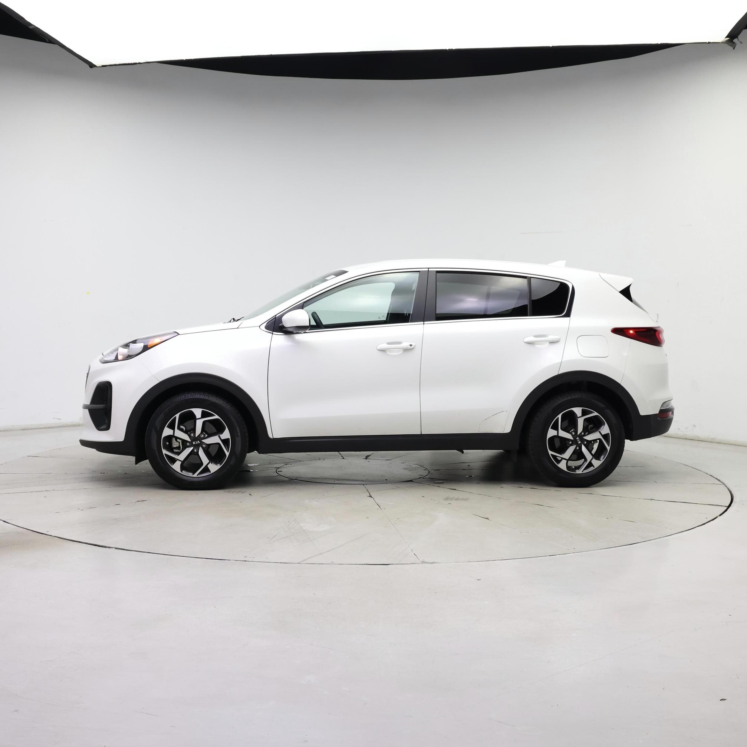 Thumbnail: 2022 Kia Sportage - 3