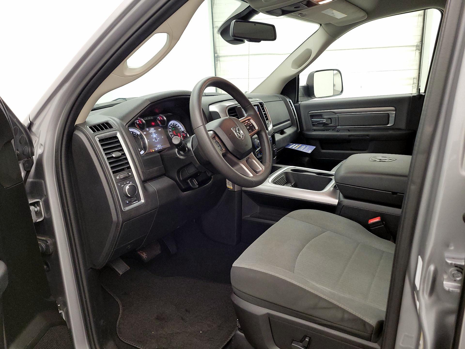 Thumbnail: 2023 RAM 1500 Classic - 11