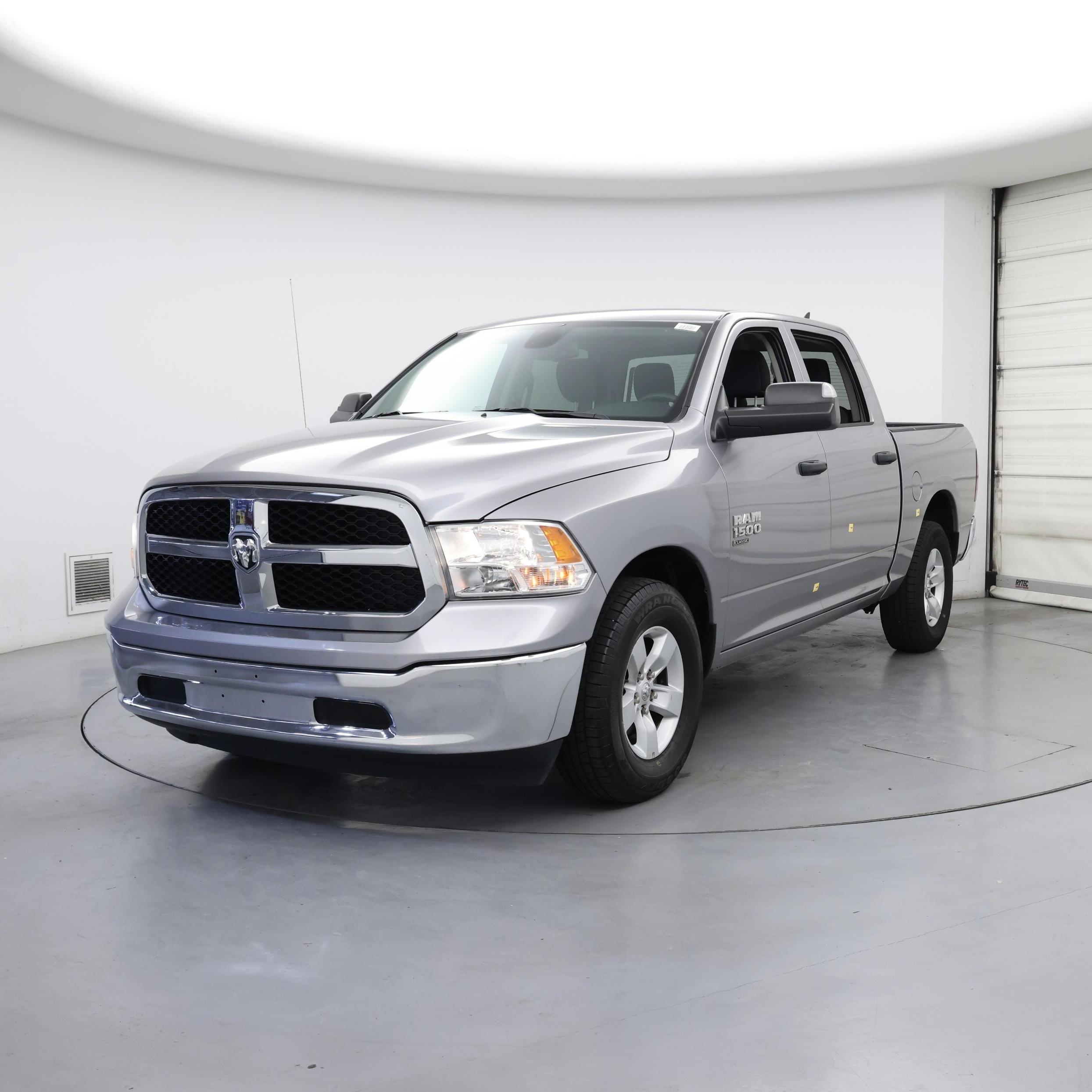 Thumbnail: 2023 RAM 1500 Classic - 4