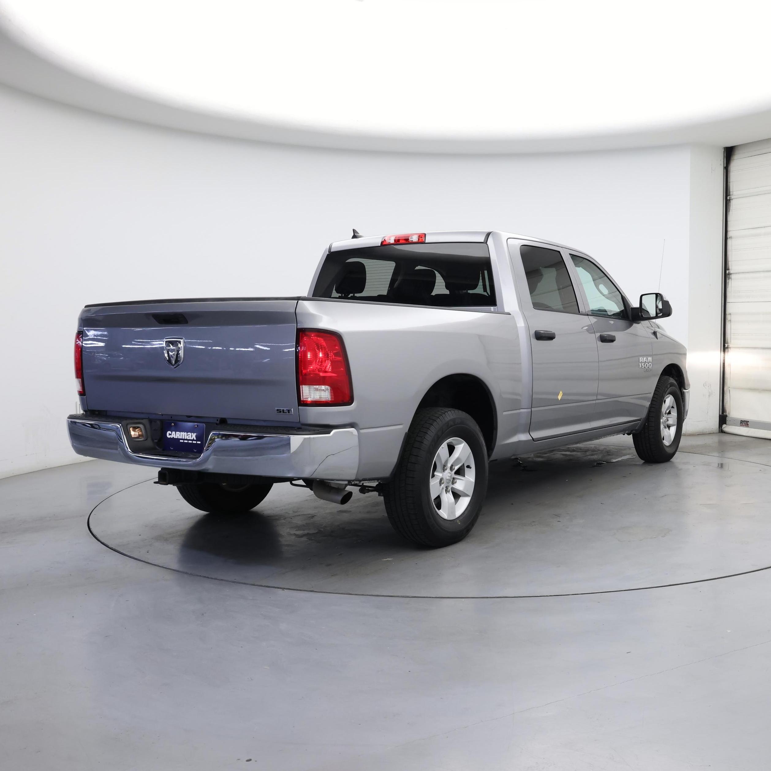 Thumbnail: 2023 RAM 1500 Classic - 8