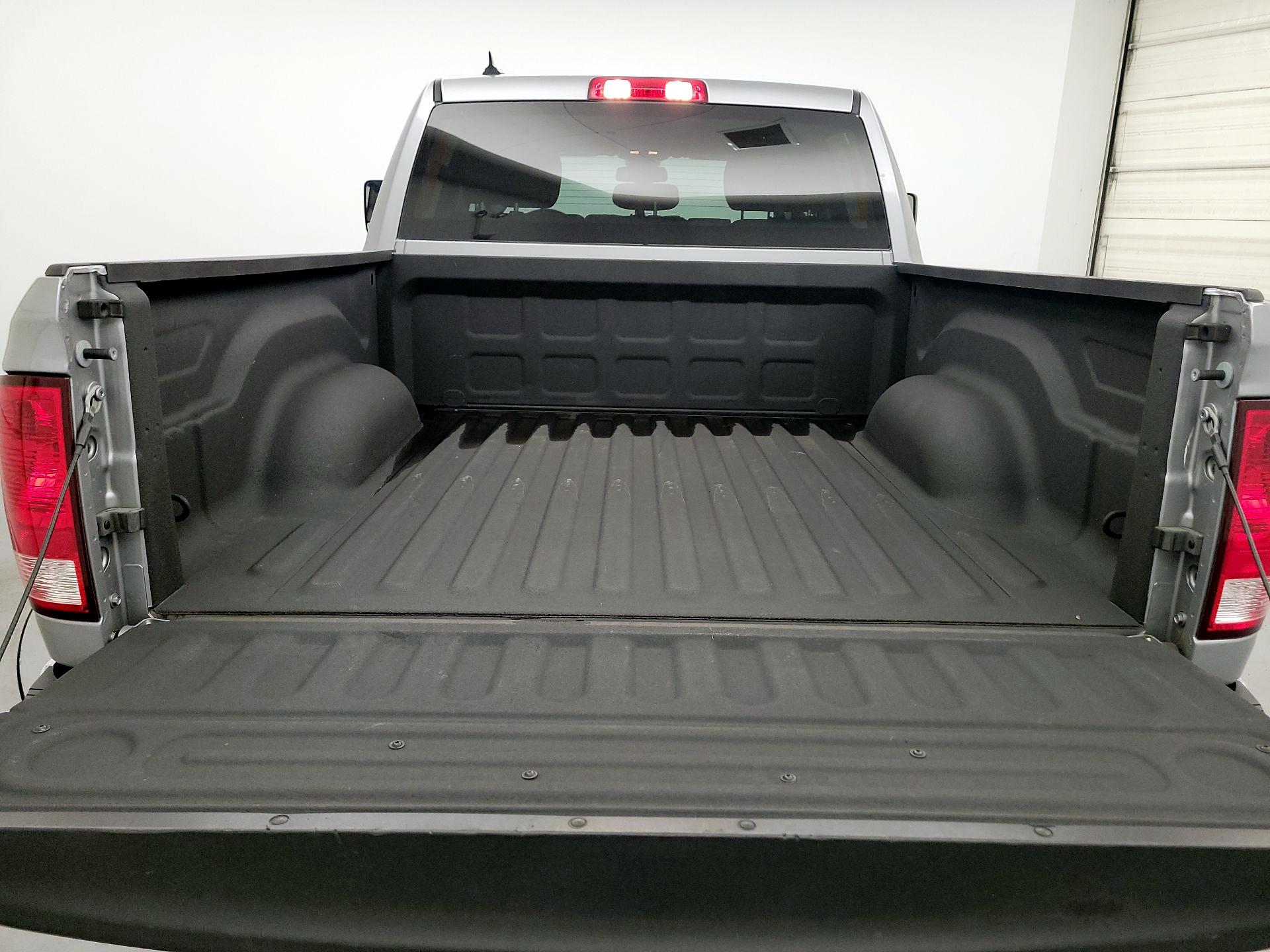 Thumbnail: 2023 RAM 1500 Classic - 16