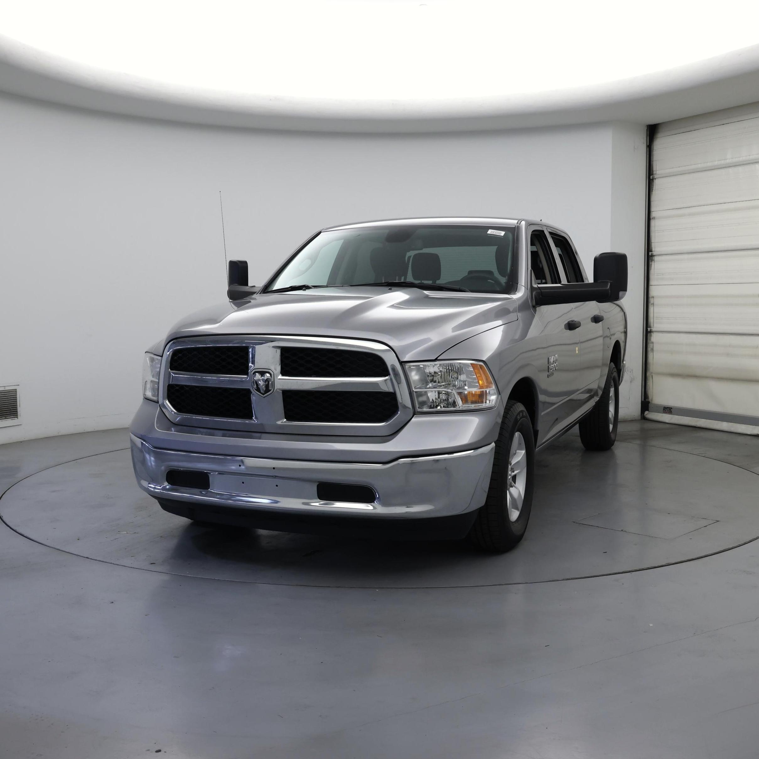 Thumbnail: 2023 RAM 1500 Classic - 4